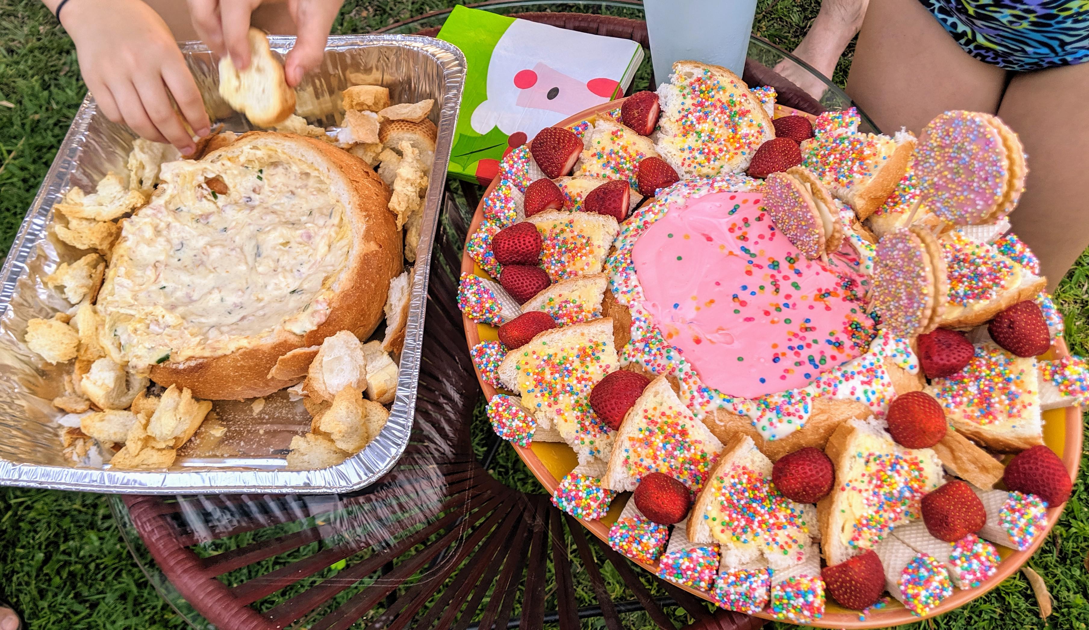 Sweet and savoury cob loaf dips! Very Australian r/Baking