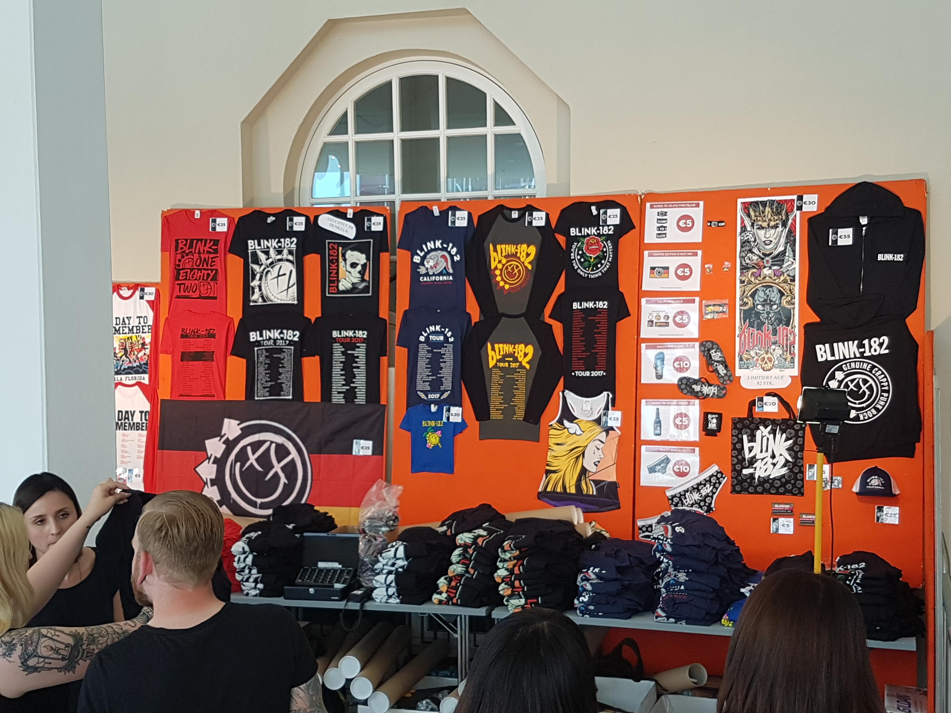 Europe Tour 2017 Merch Stand r/Blink182
