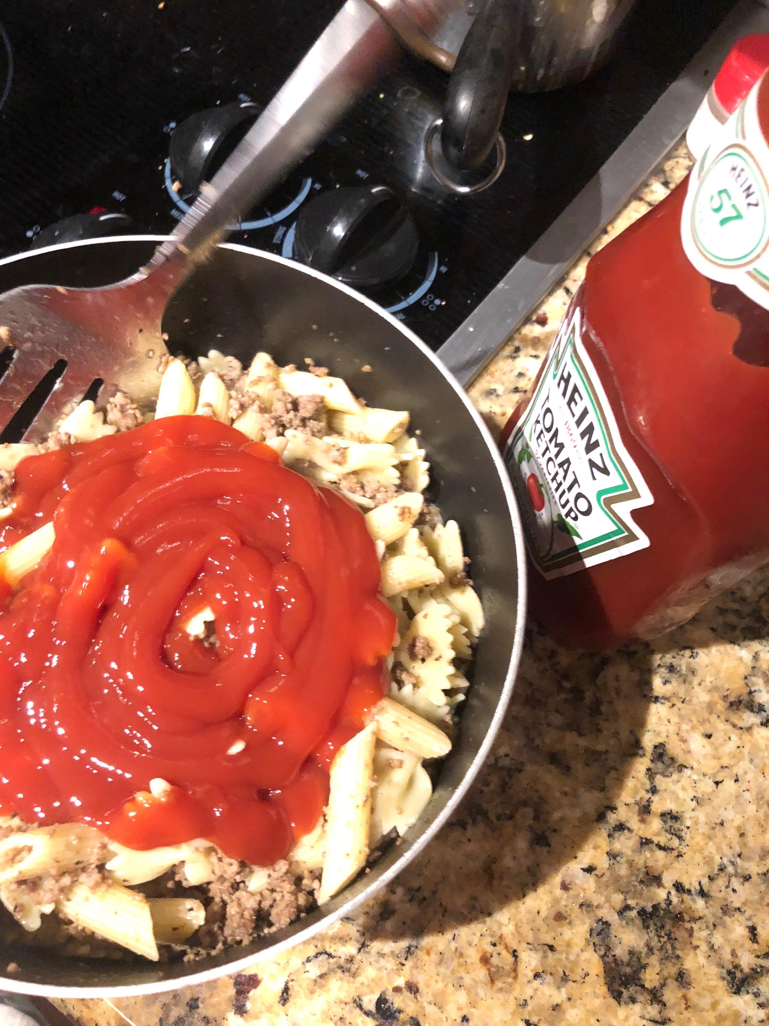 Just found out my boyfriend eats pasta with ketchup (yes, this is