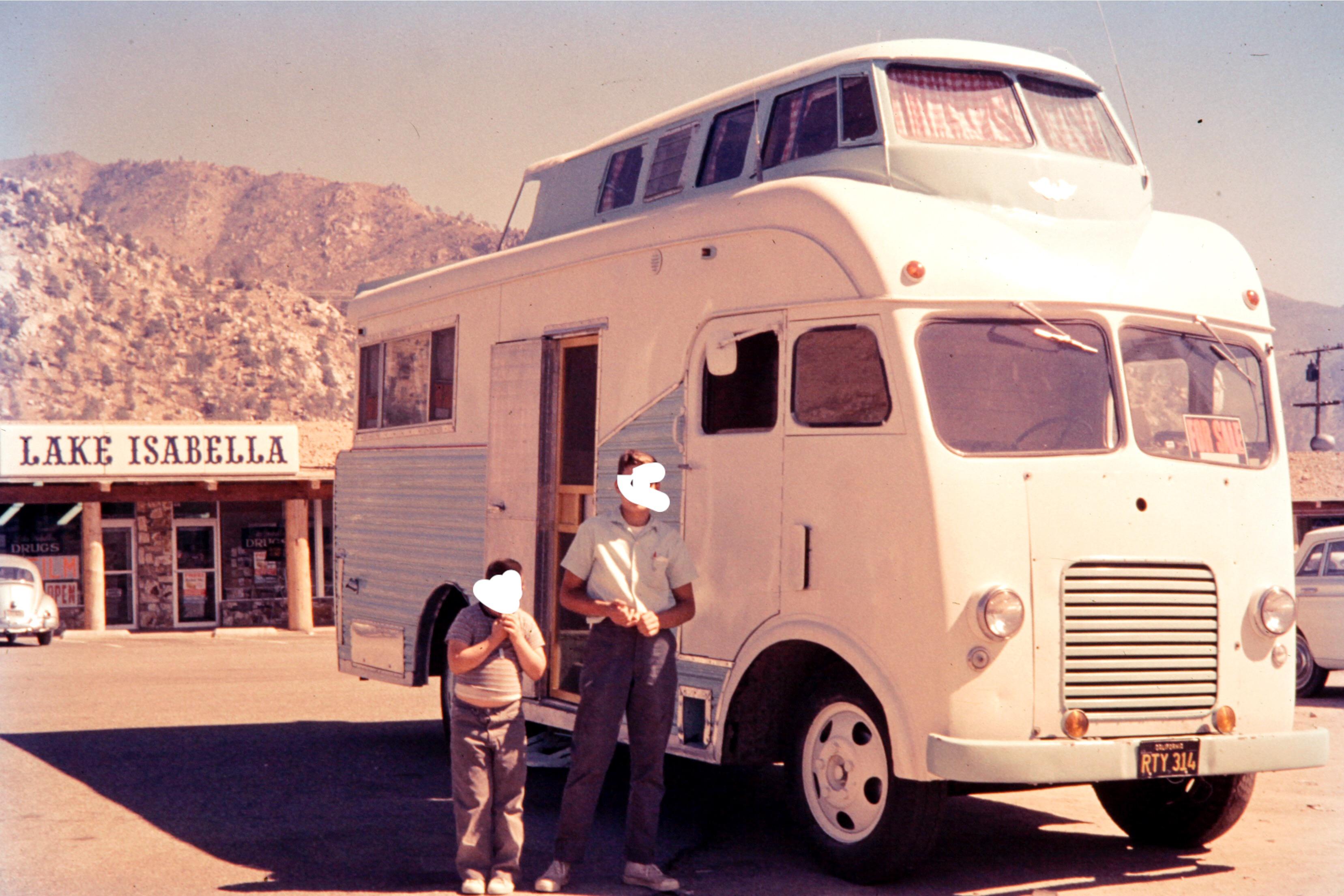 Lake Isabella. 1971 r/pics