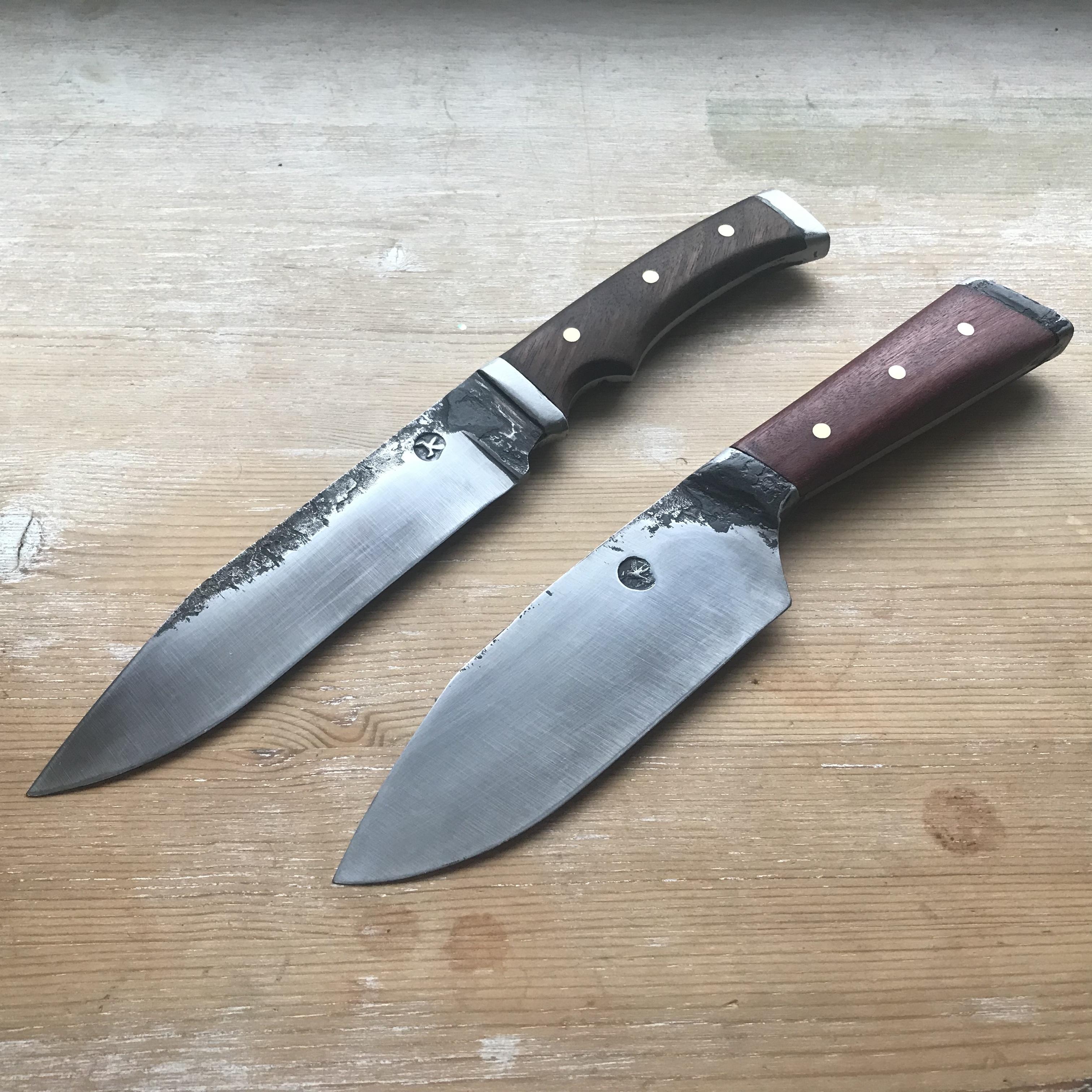 A couple knives I recently. I've been messing around with integral bolsters. r