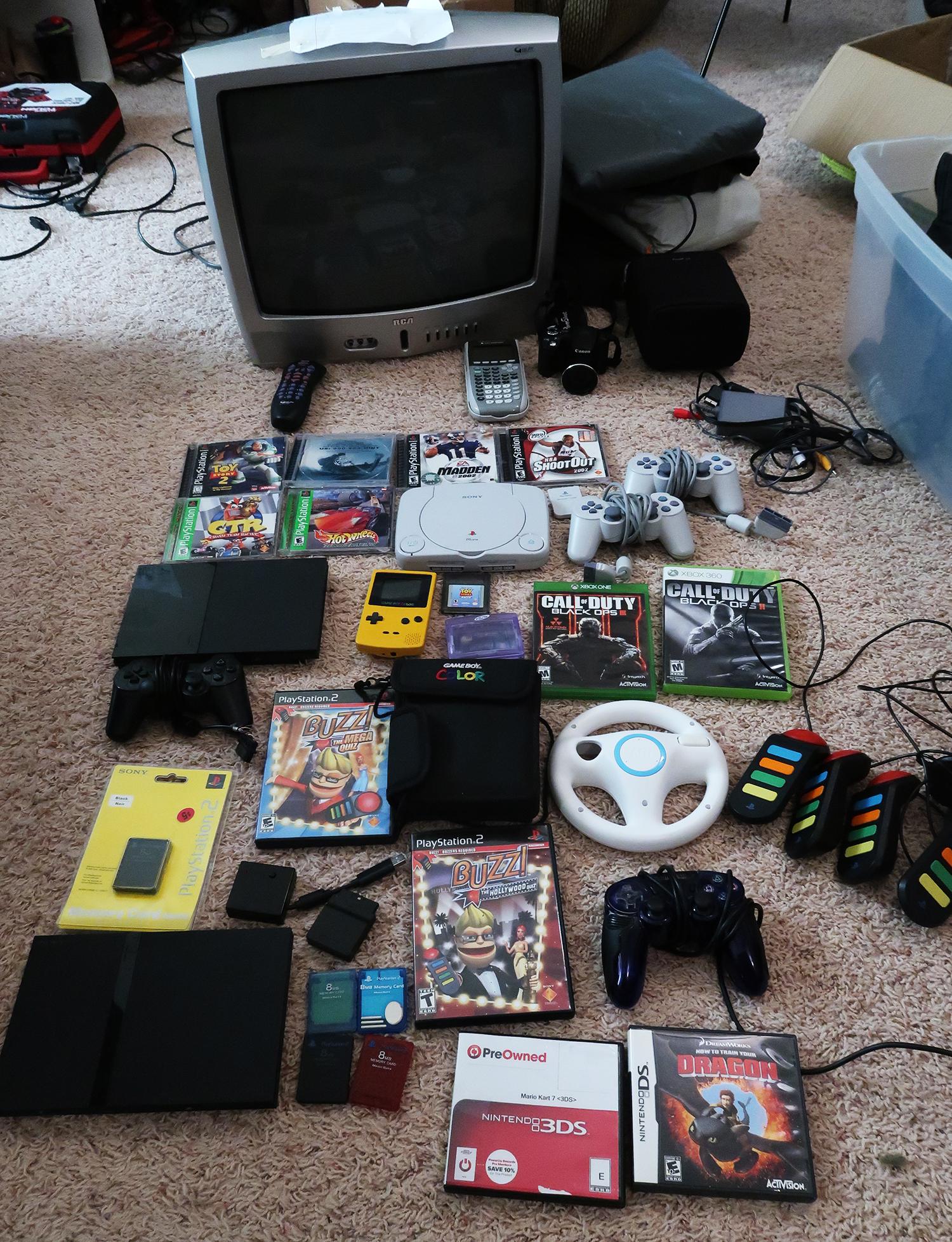 Garage sale finds from today! r/gamecollecting