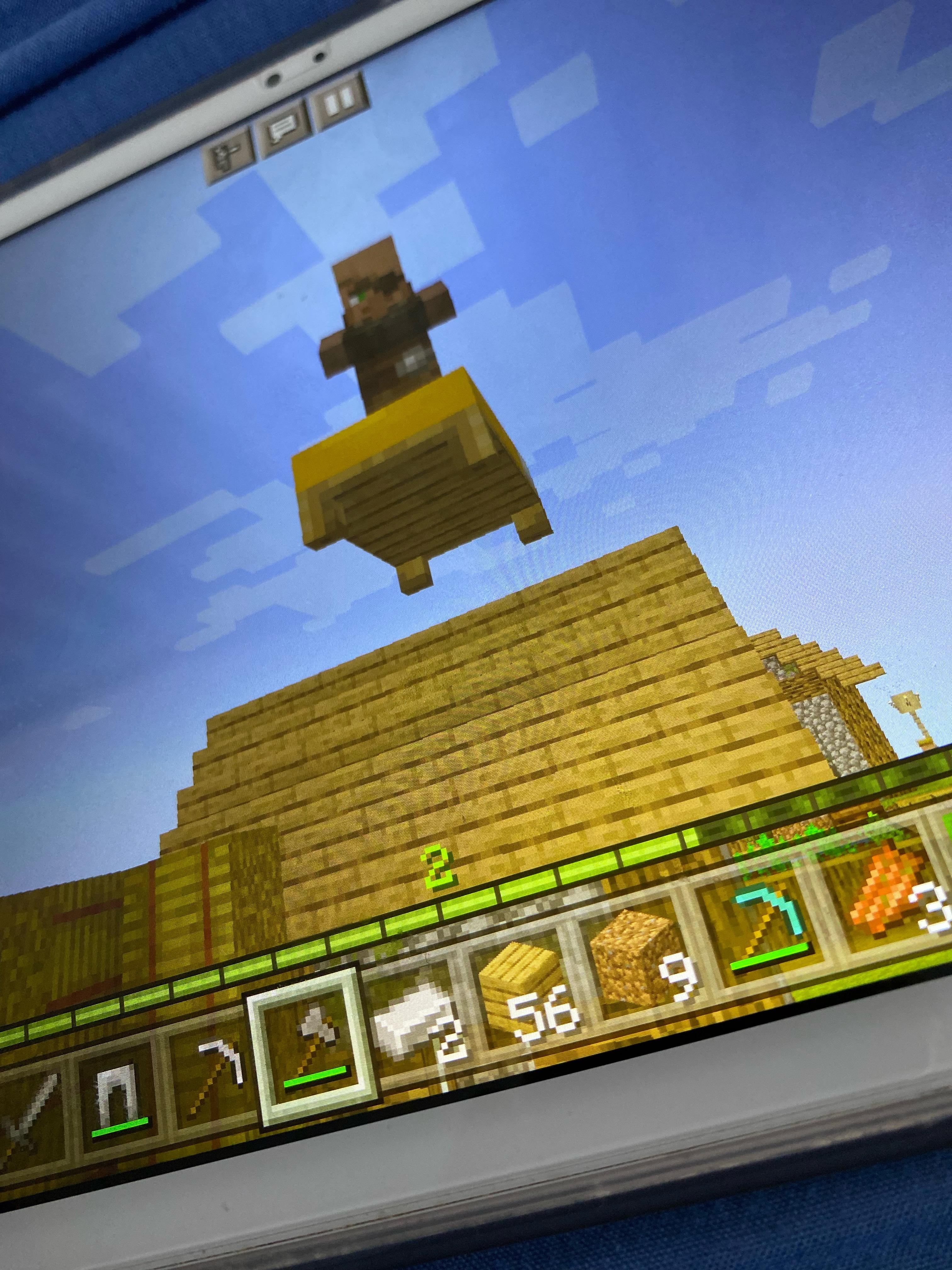 Villagers rides a bed Minecraft