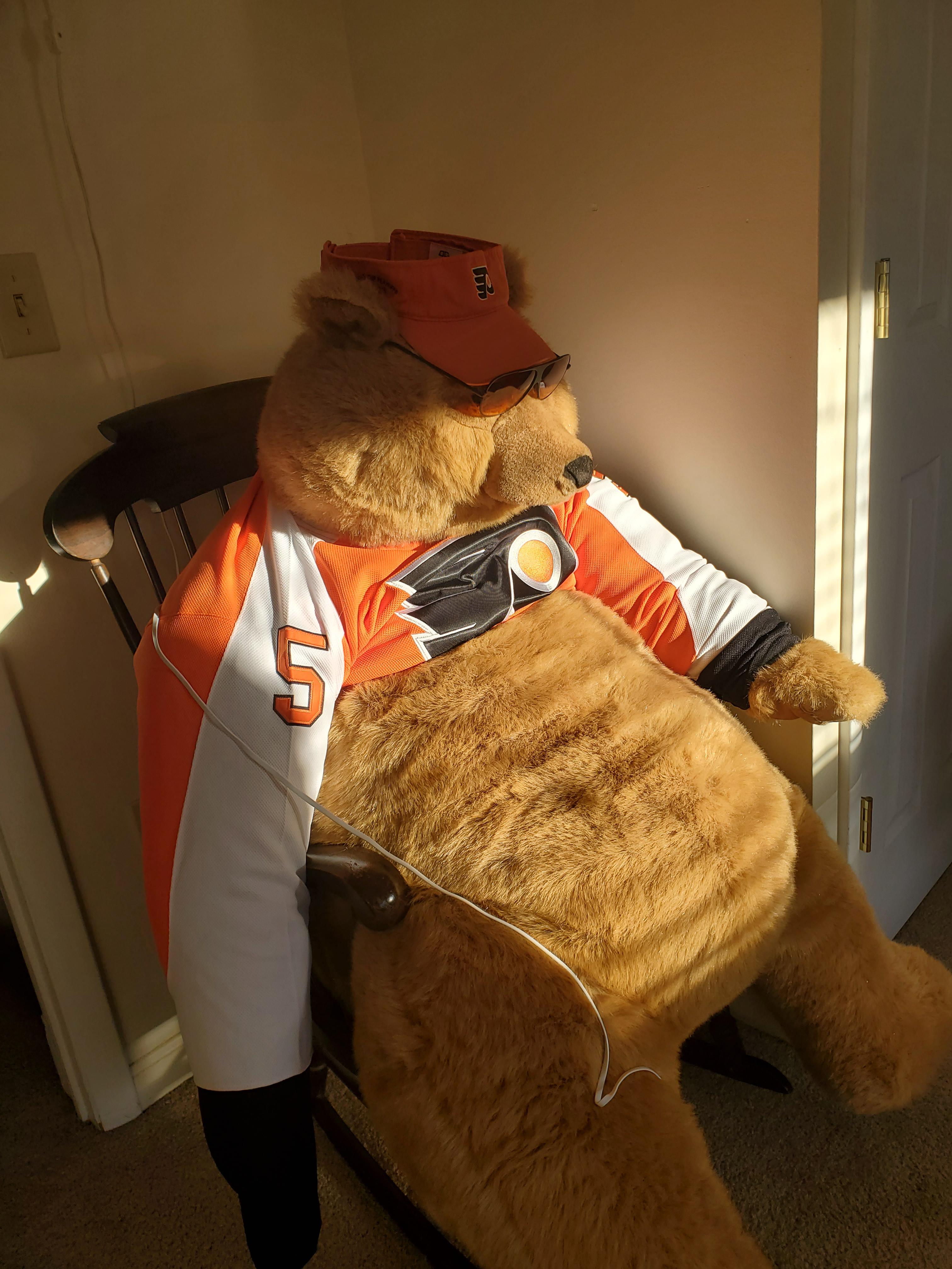 🏆🐻 12 pounds 6 oz u /welloiledmachine got it right on the nose Flyers