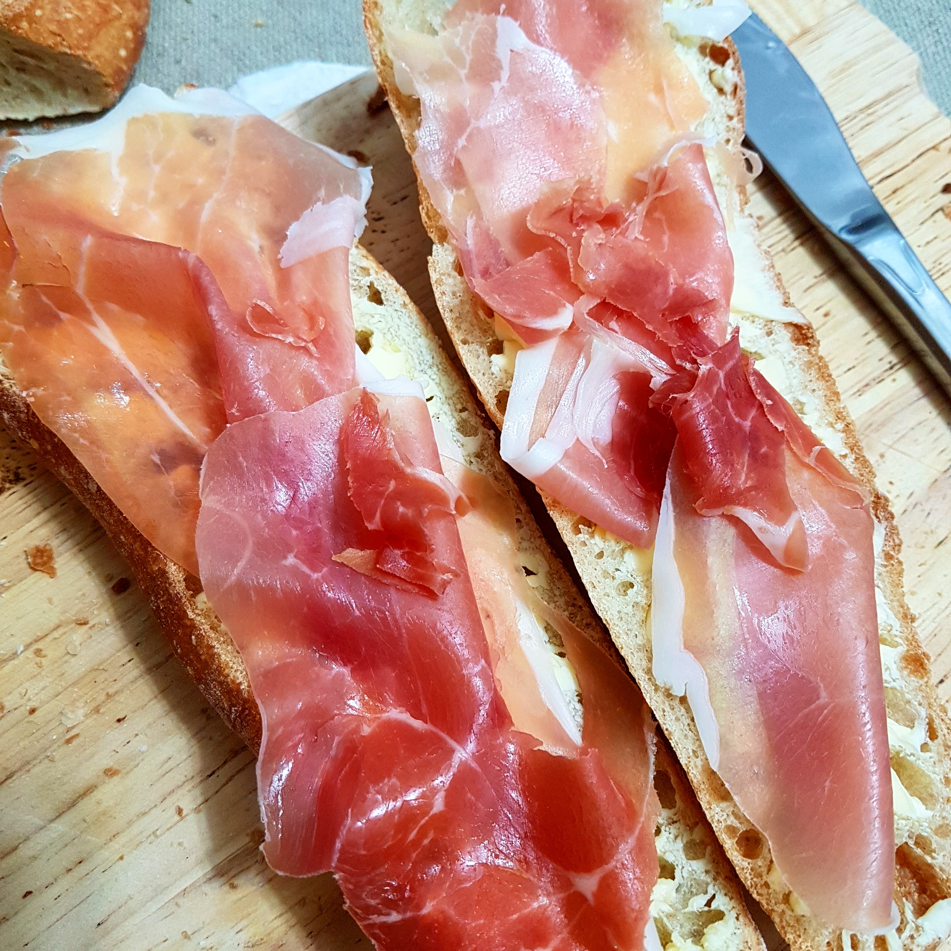 [Homemade] Baguette with butter and prosciutto crudo. r/food
