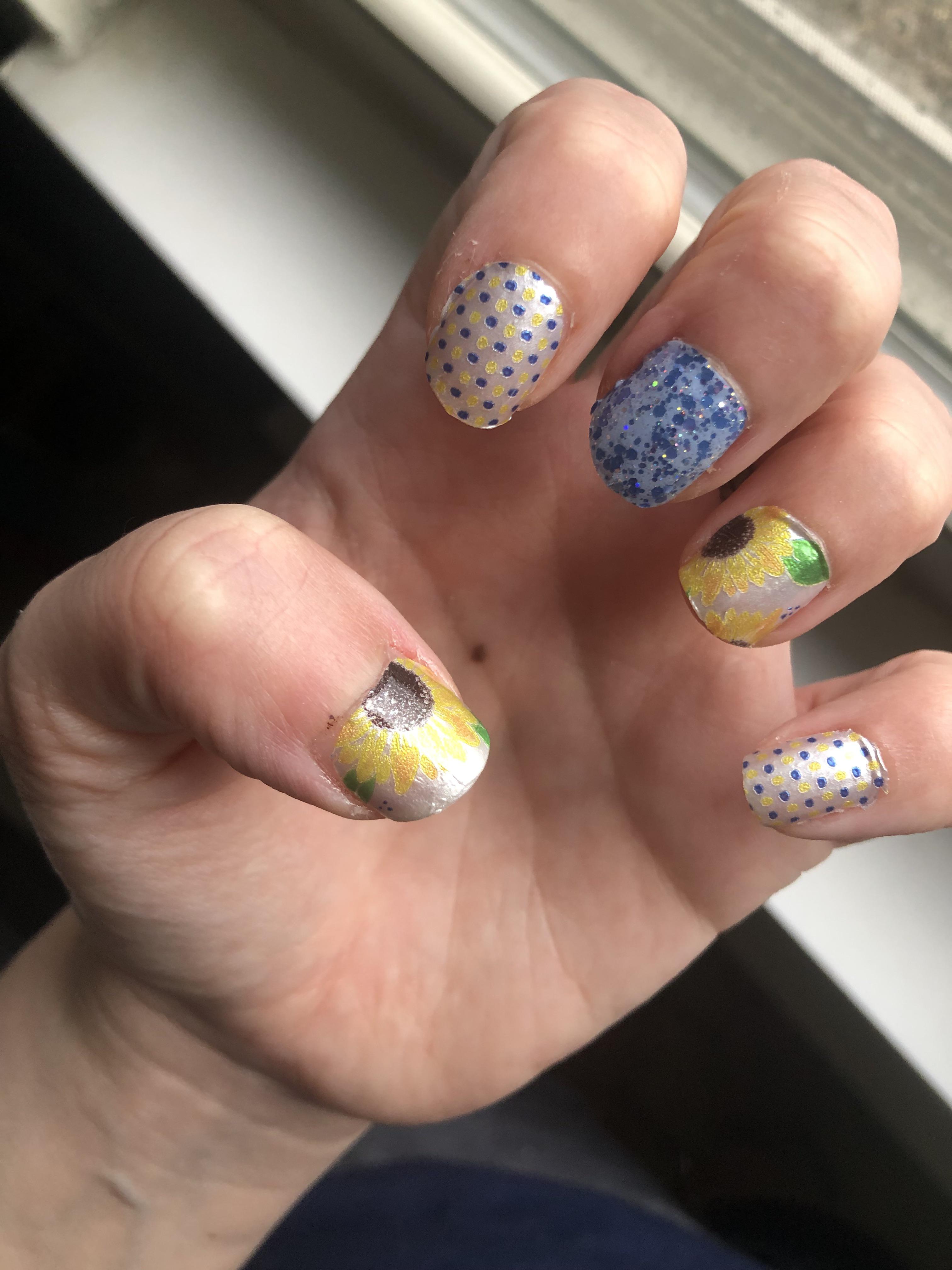 Sunflower Child with Ice Castle 🥰 r/colorstreet