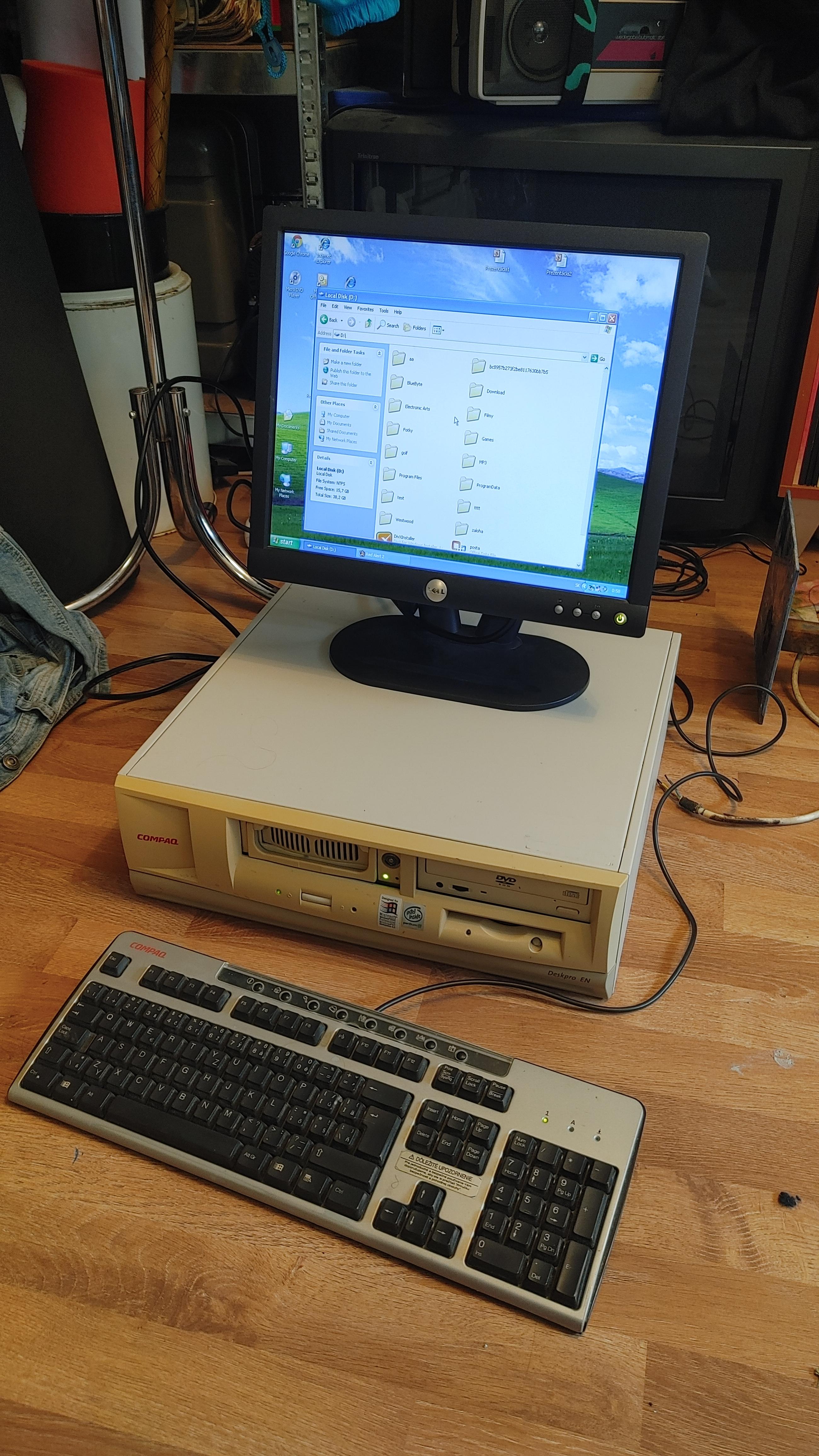 Picked up this Compaq Deskpro EN (1999) for free. : r/retrocomputing