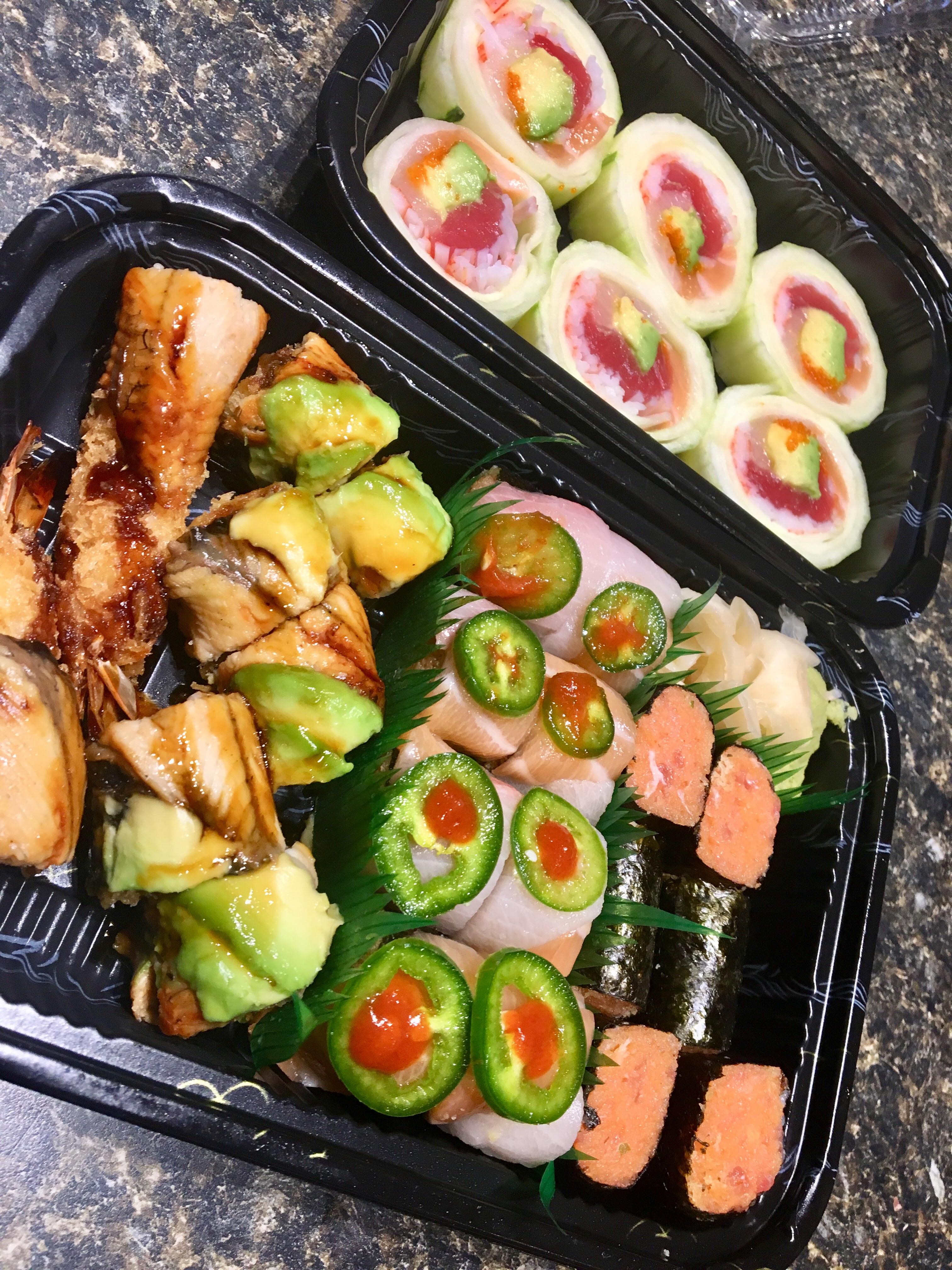 Requested no rice in our sushi craving order..... did not disappoint