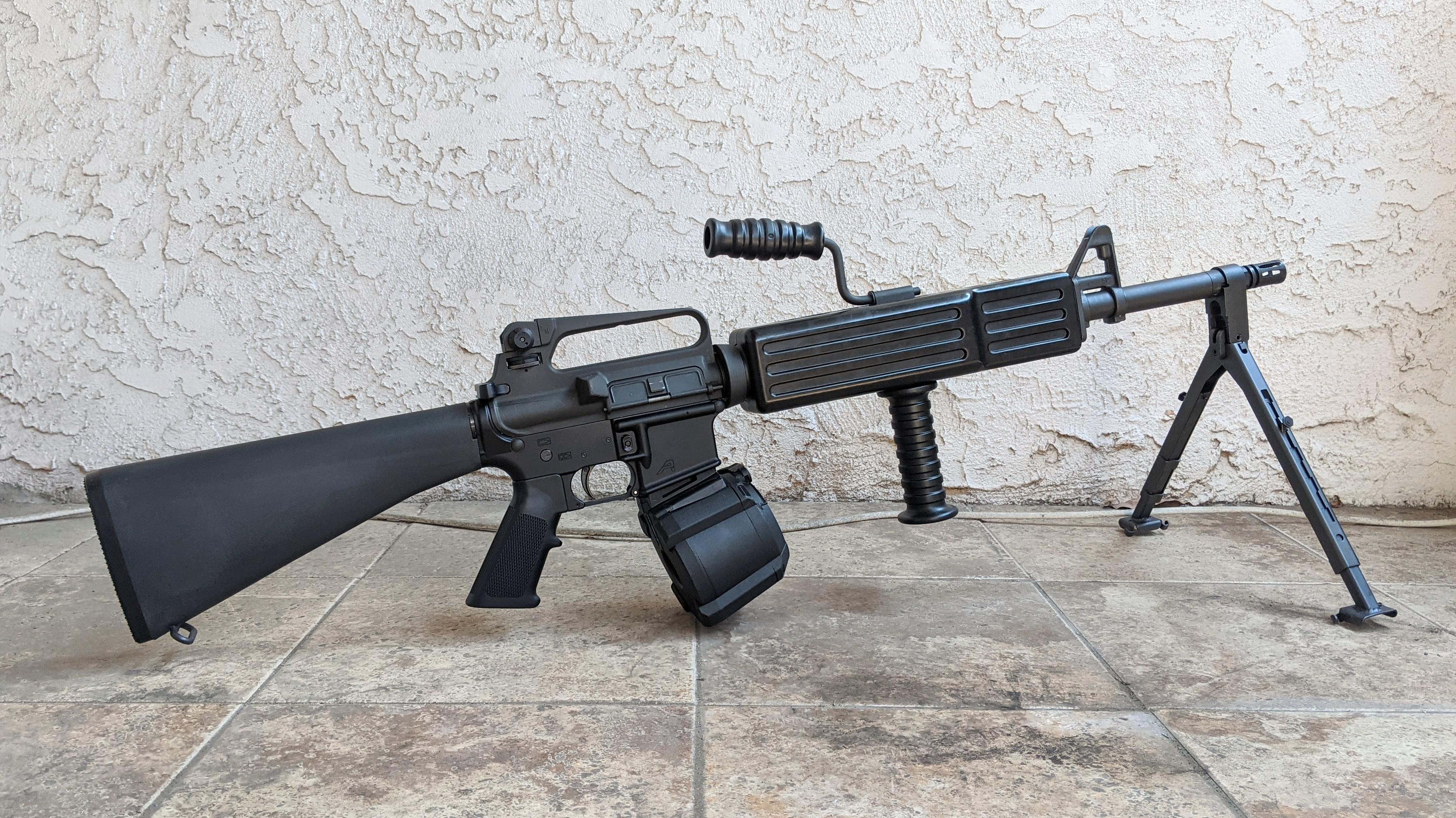 Colt/Diemaco LMG RetroAR