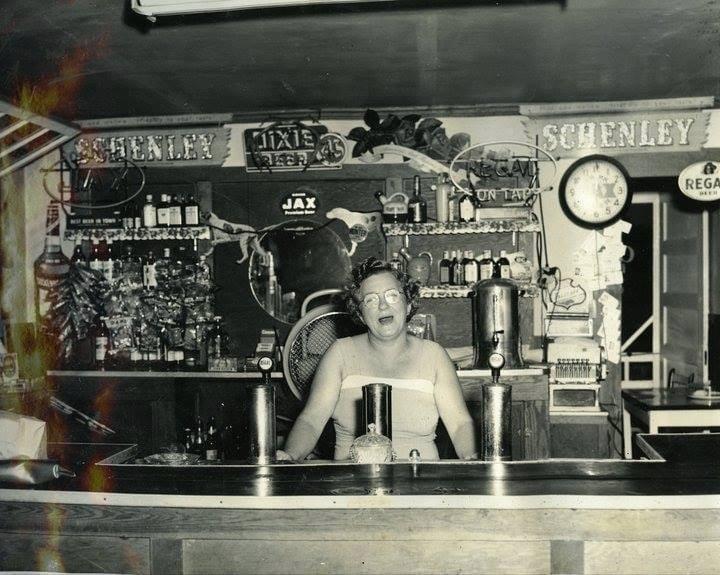 Melva behind her bar in Kiln, Mississippi in 1972 r/StateofMississippi