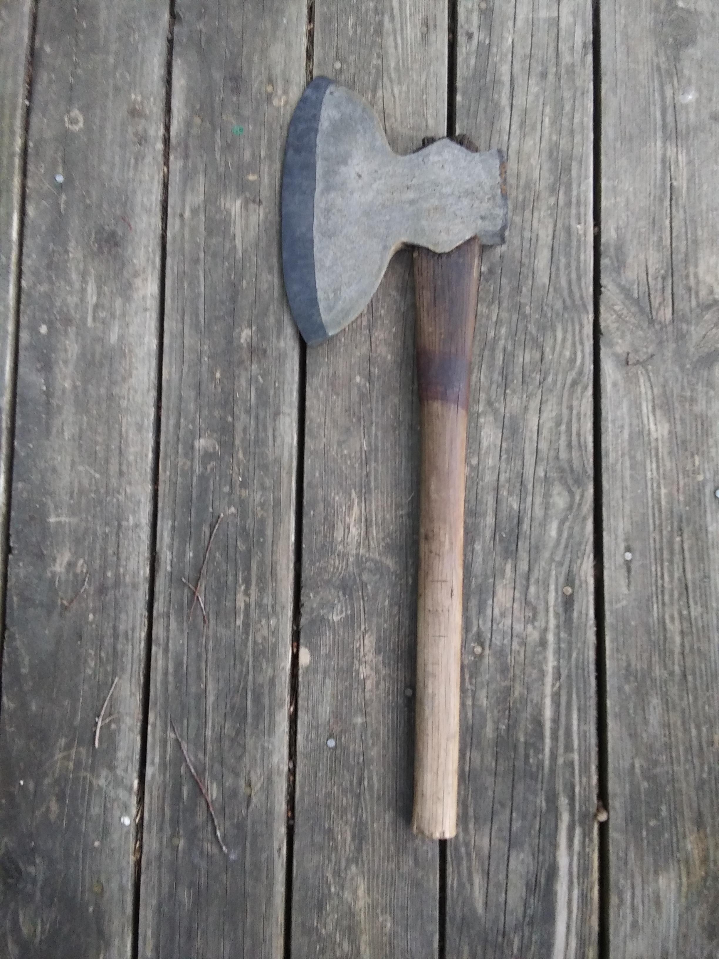 Cleaned an old family broad axe with vinegar. It exposed the weld