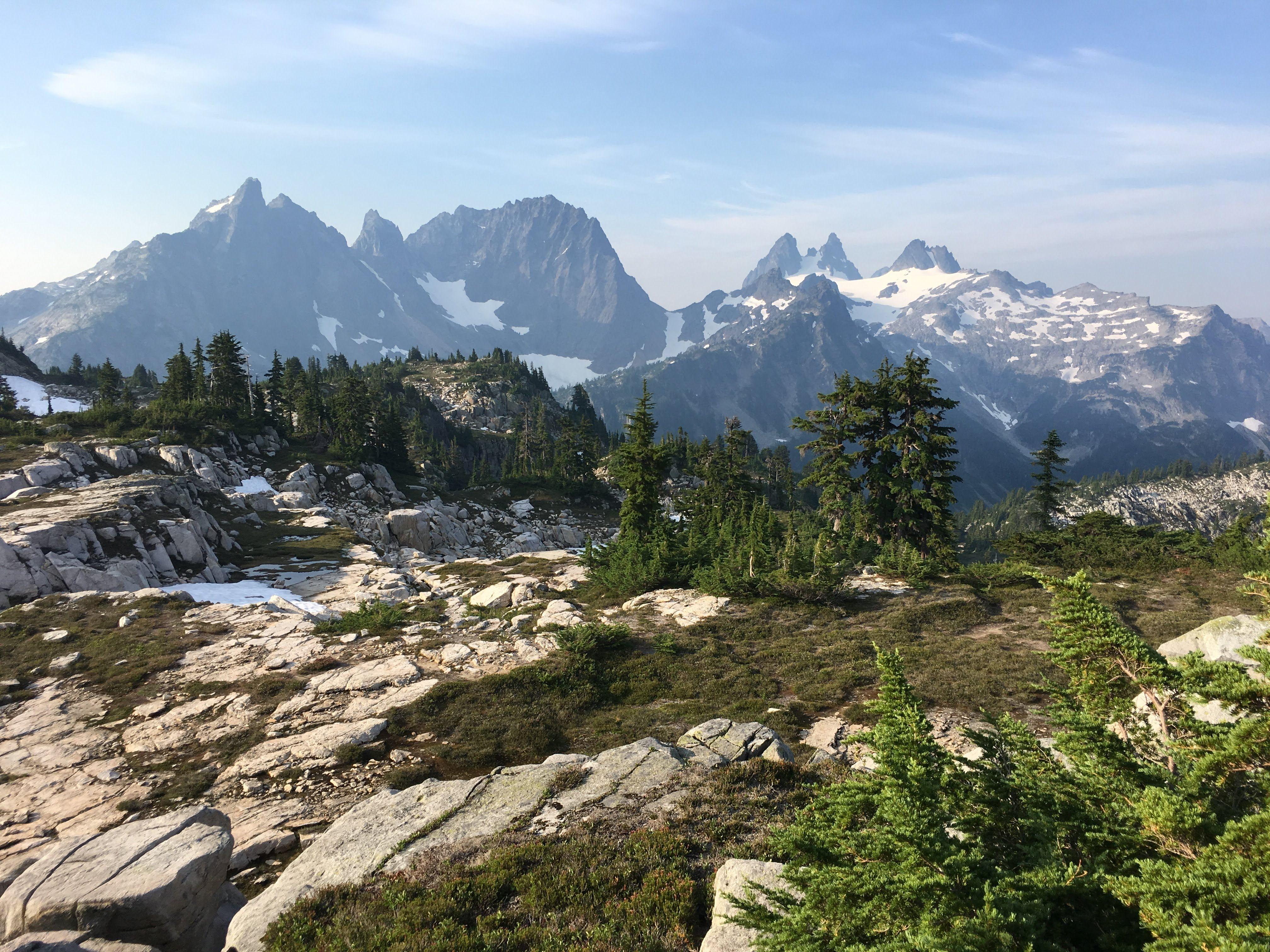 Tank Lakes Tableland, North Cascades r/WildernessBackpacking