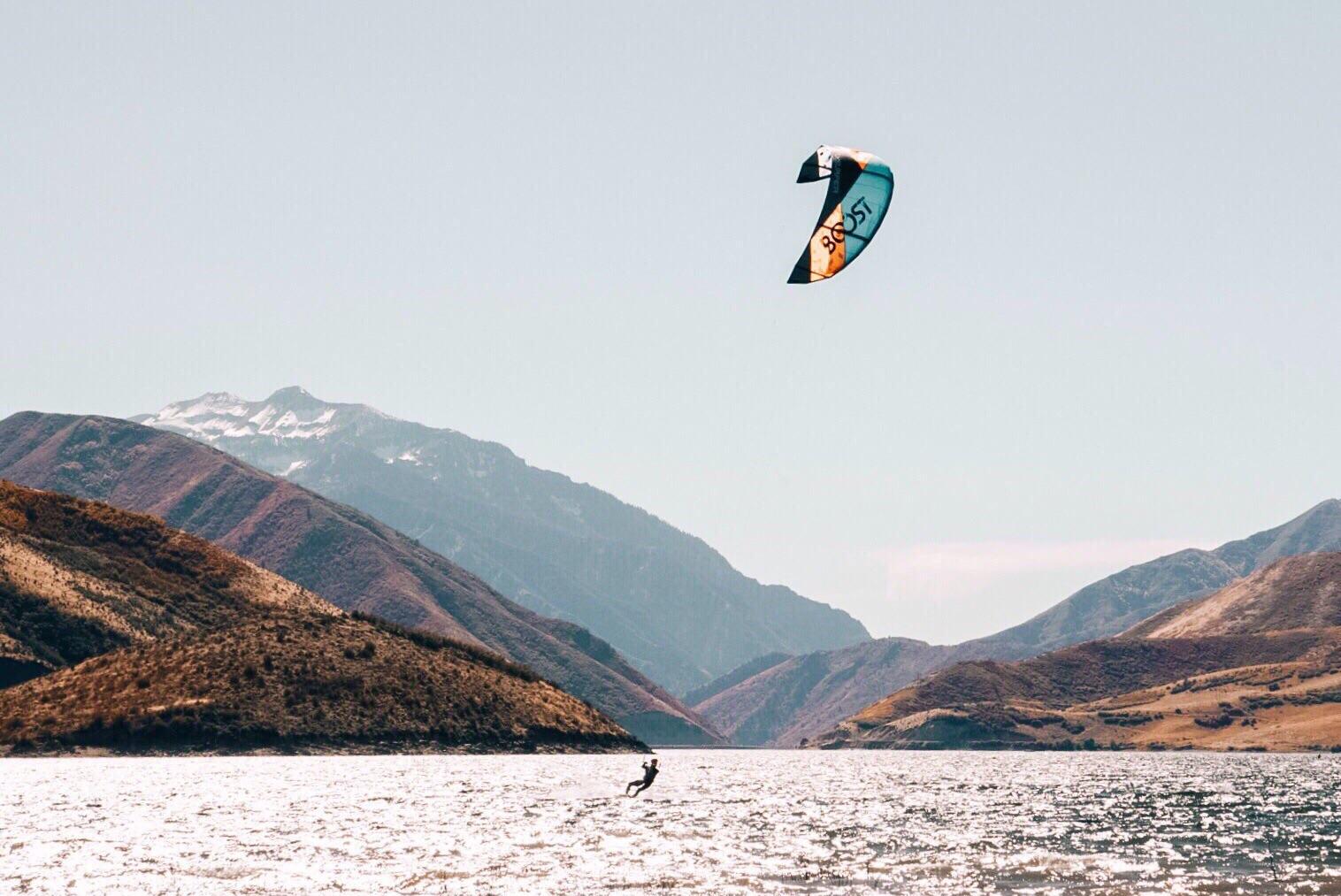 My favorite thing about autumn in Utah. r/Kiteboarding