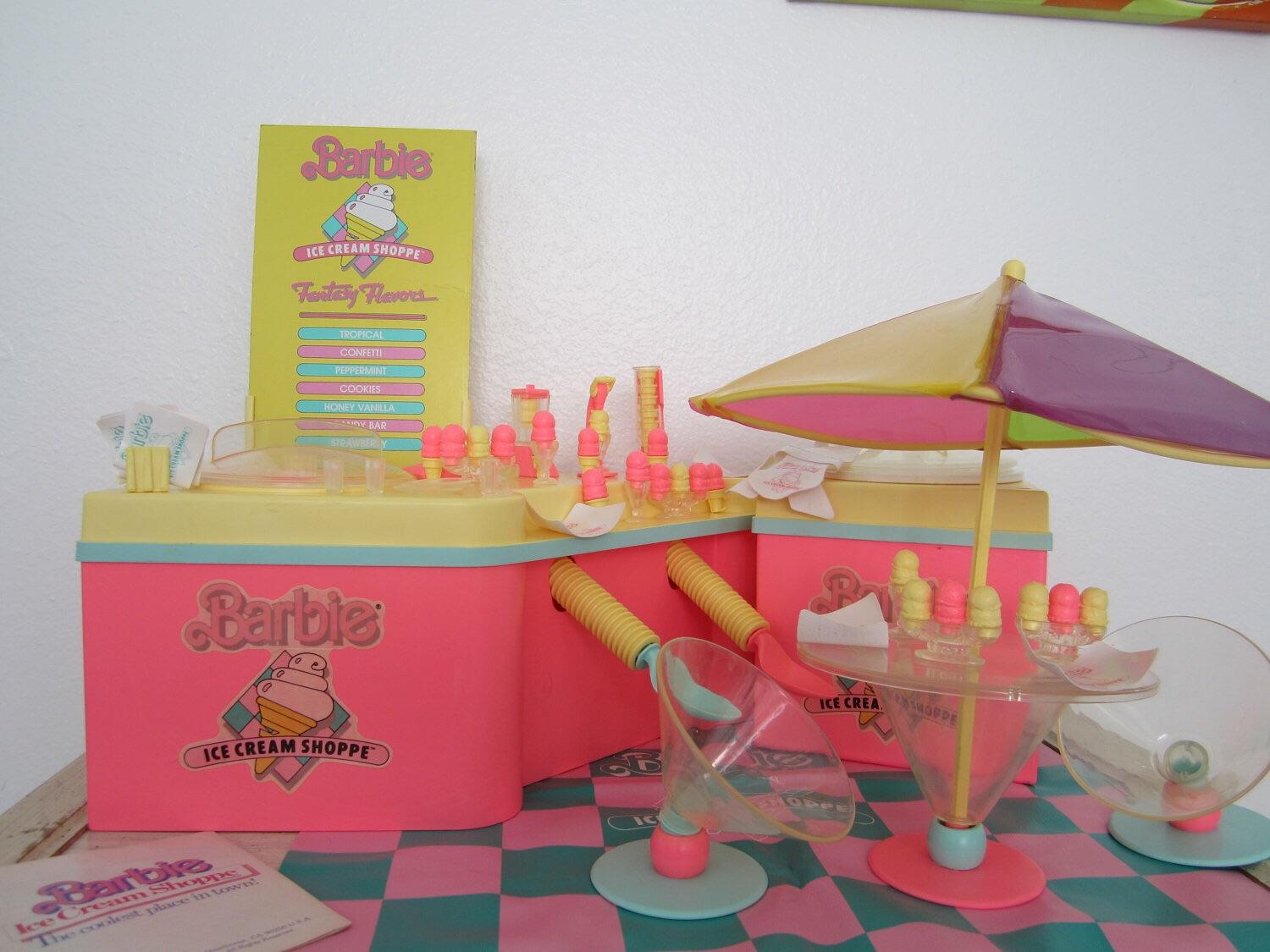 Barbie’s Ice Cream Shoppe the Chairs Were Also Bowls r/nostalgia