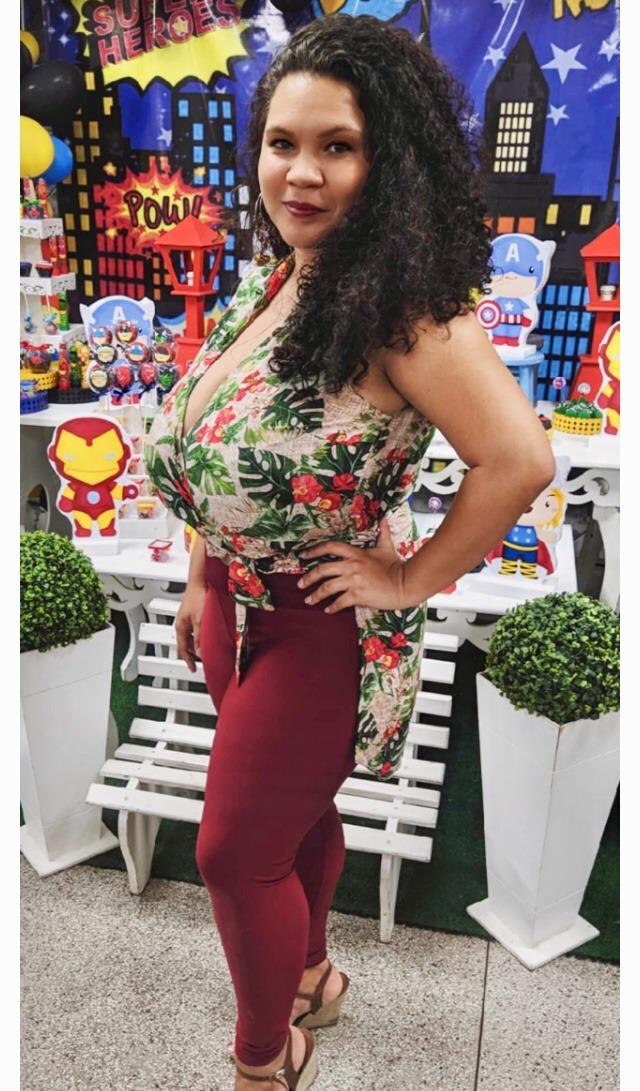 Big titty latina : Humongousaurustits