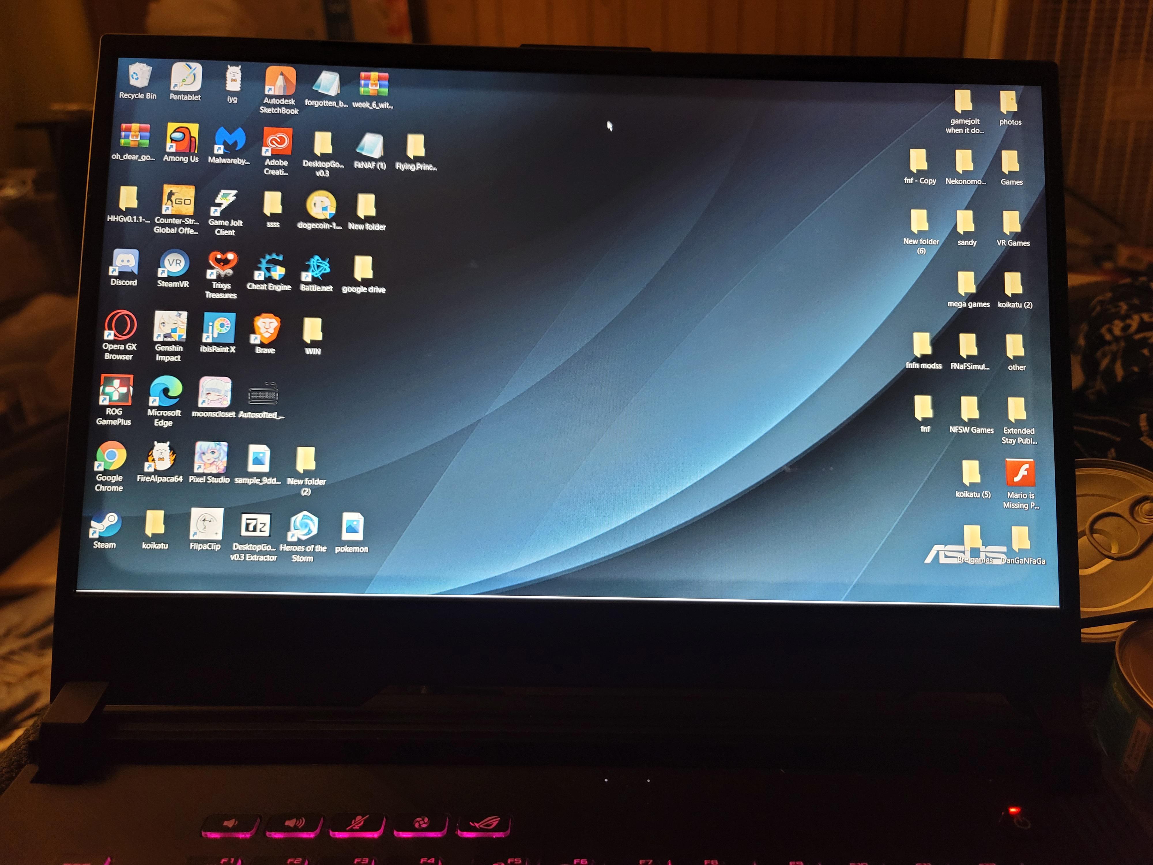 Why does my screen have rounded corners IN the screen?? r/24hoursupport