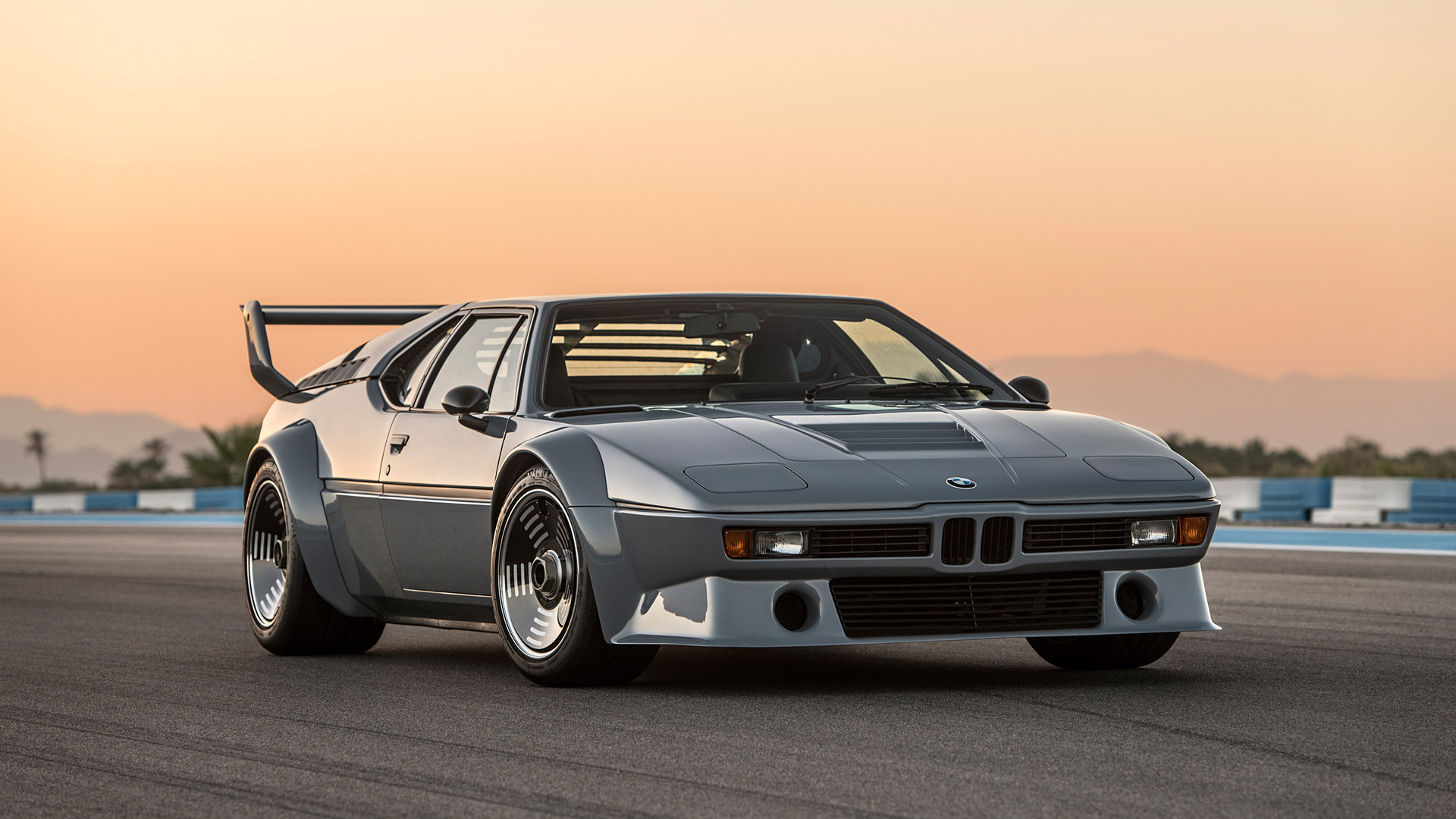 Beautiful BMW M1 from 1979. r/Autos