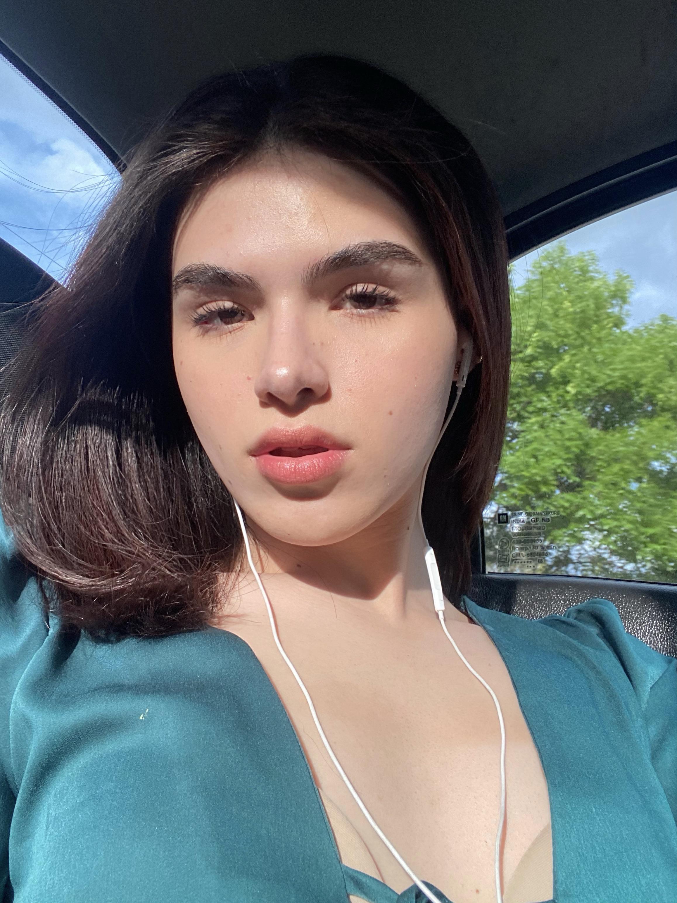 Elvira (u/elvirarelv) - Reddit