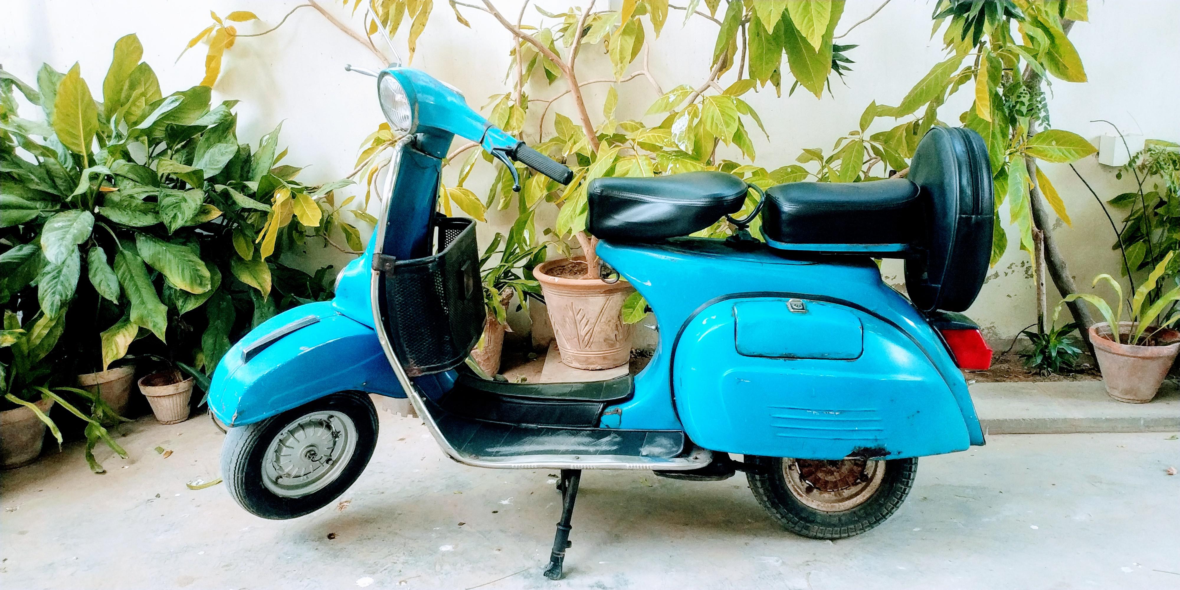 What is the colour name for my 2018 Vespa Gts Super? Vespa