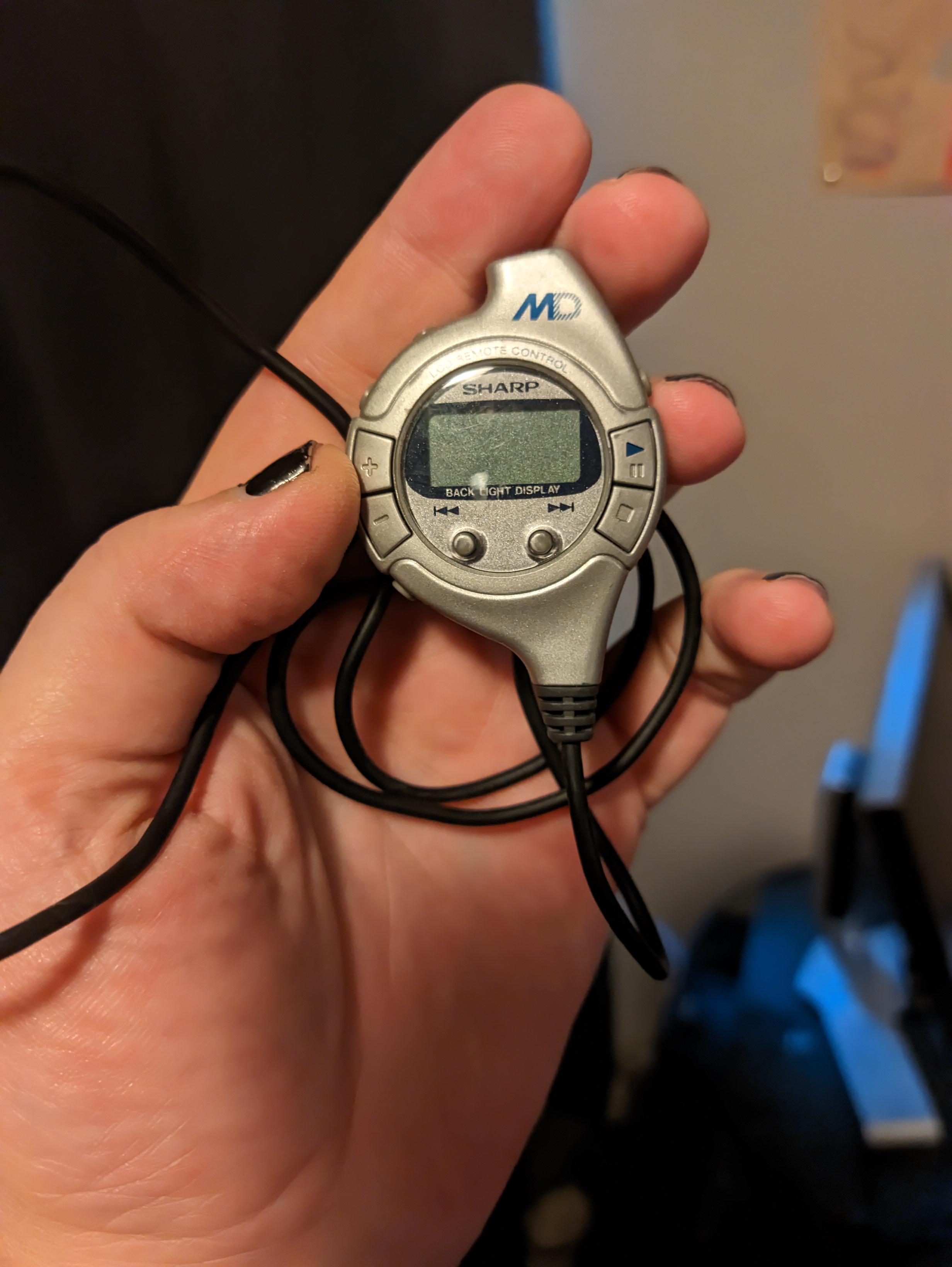 Sharp 701/702 remote, anyone? : r/minidisc