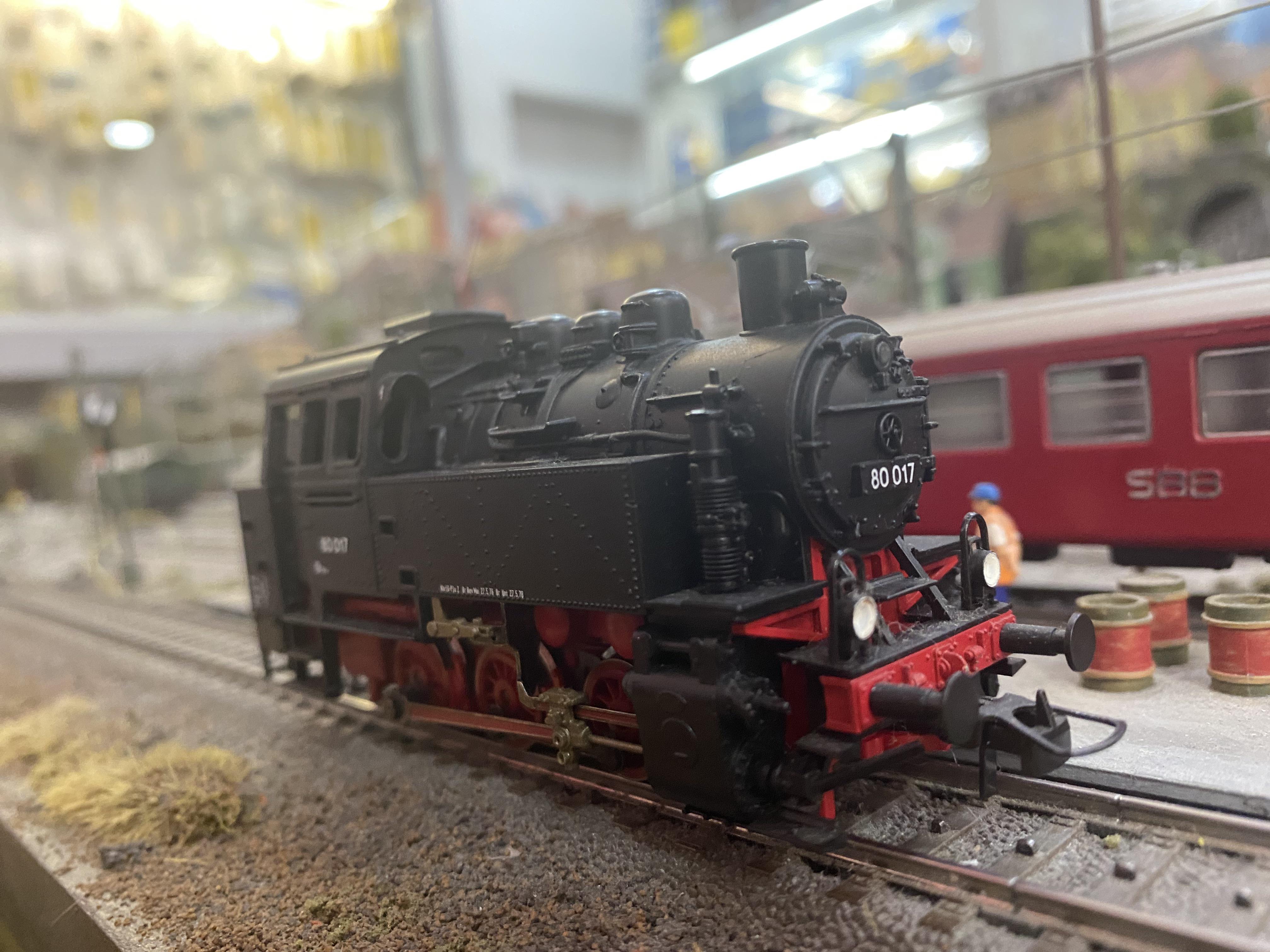 Roco BR-80 Acquired! : r/modeltrains