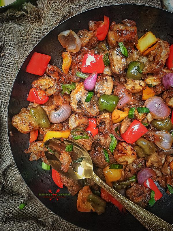 An Indian Chinese vegan appetizer, CHILLI MUSHROOM is a perfect snack