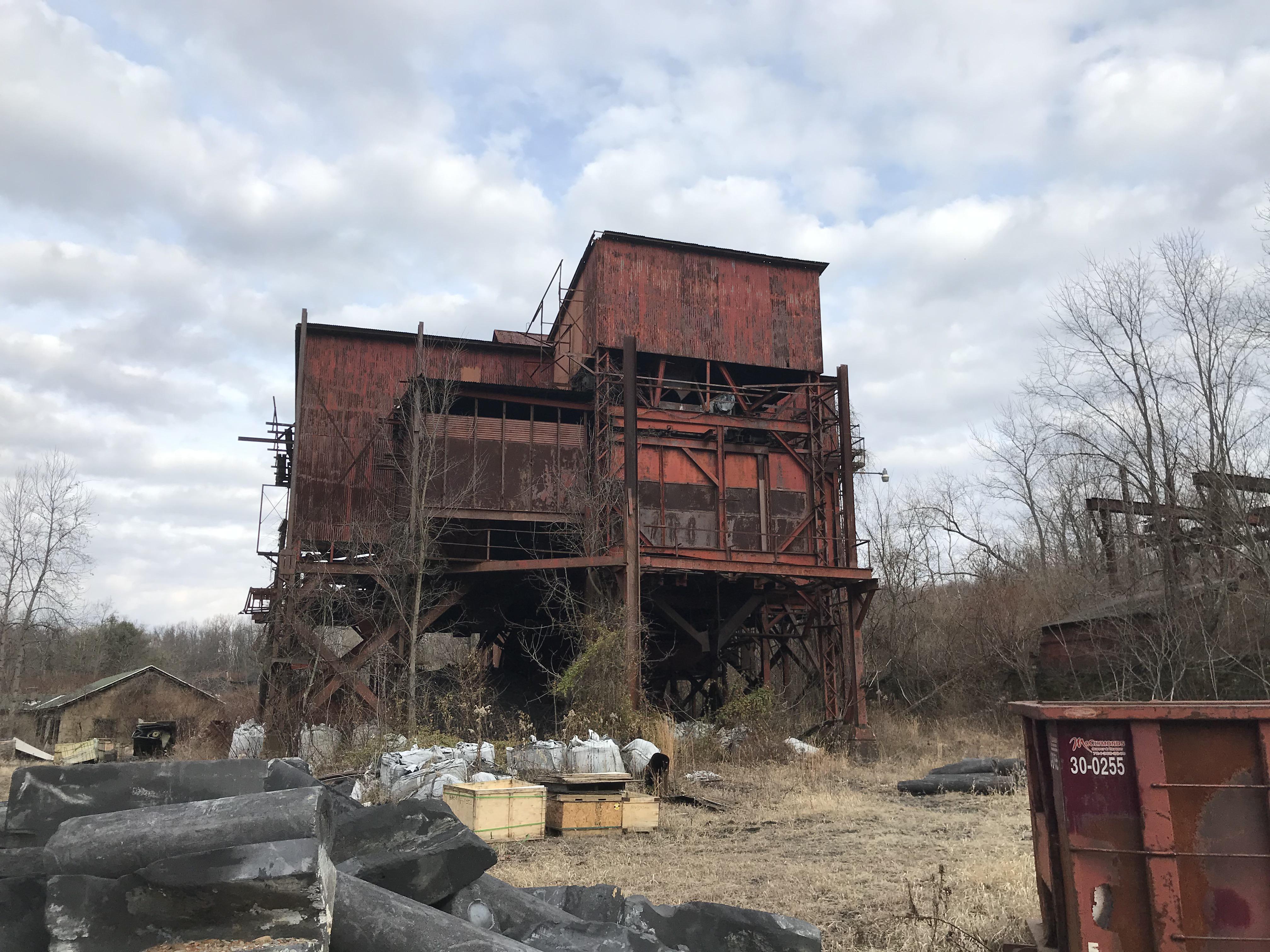 Abandoned coal tipple in SW Pennsylvania. r/AbandonedPorn