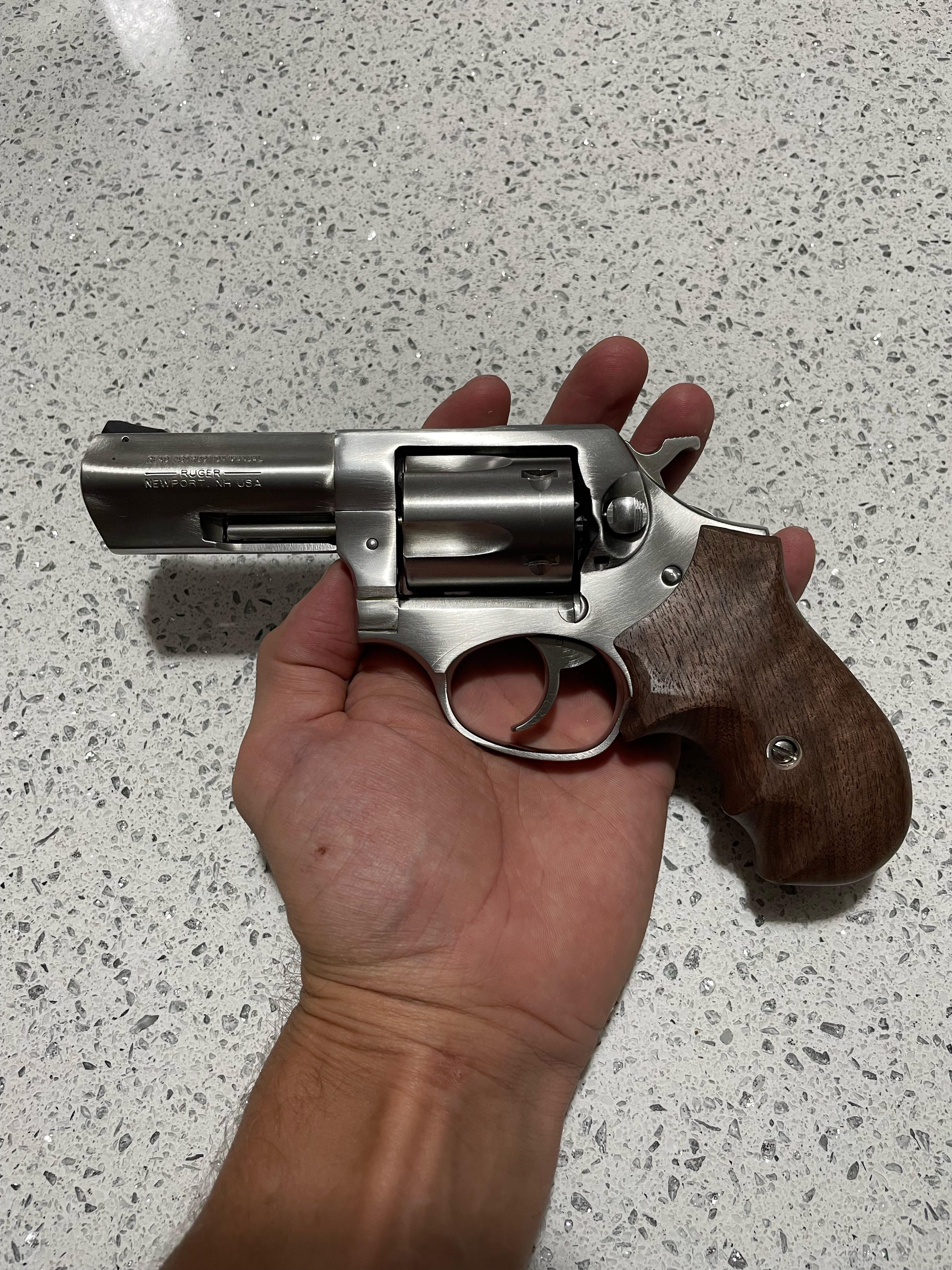 Ruger SP101 wood grip r/Revolvers