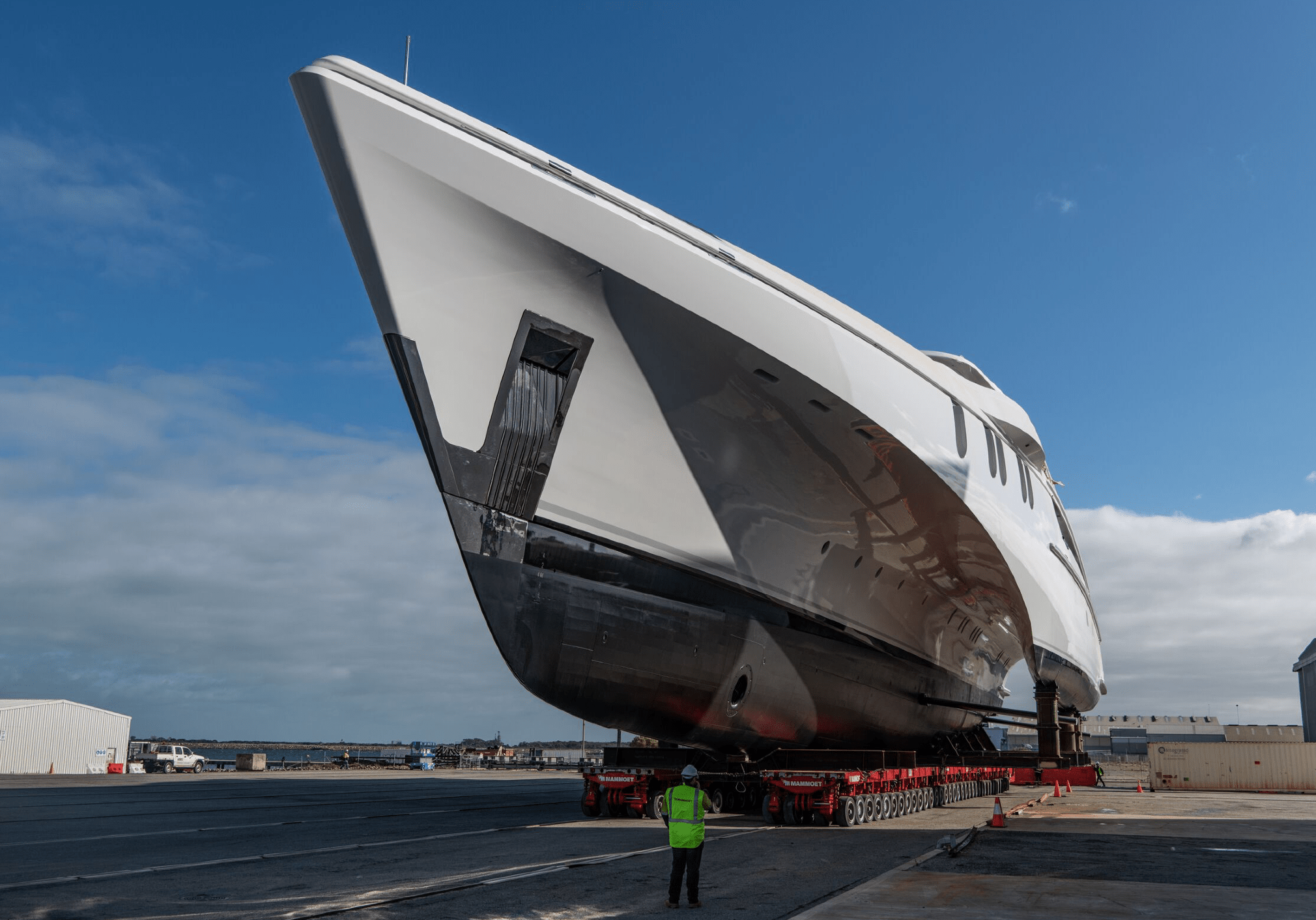 Rollout of 84m trimaran Project White Rabbit Golf, Echo
