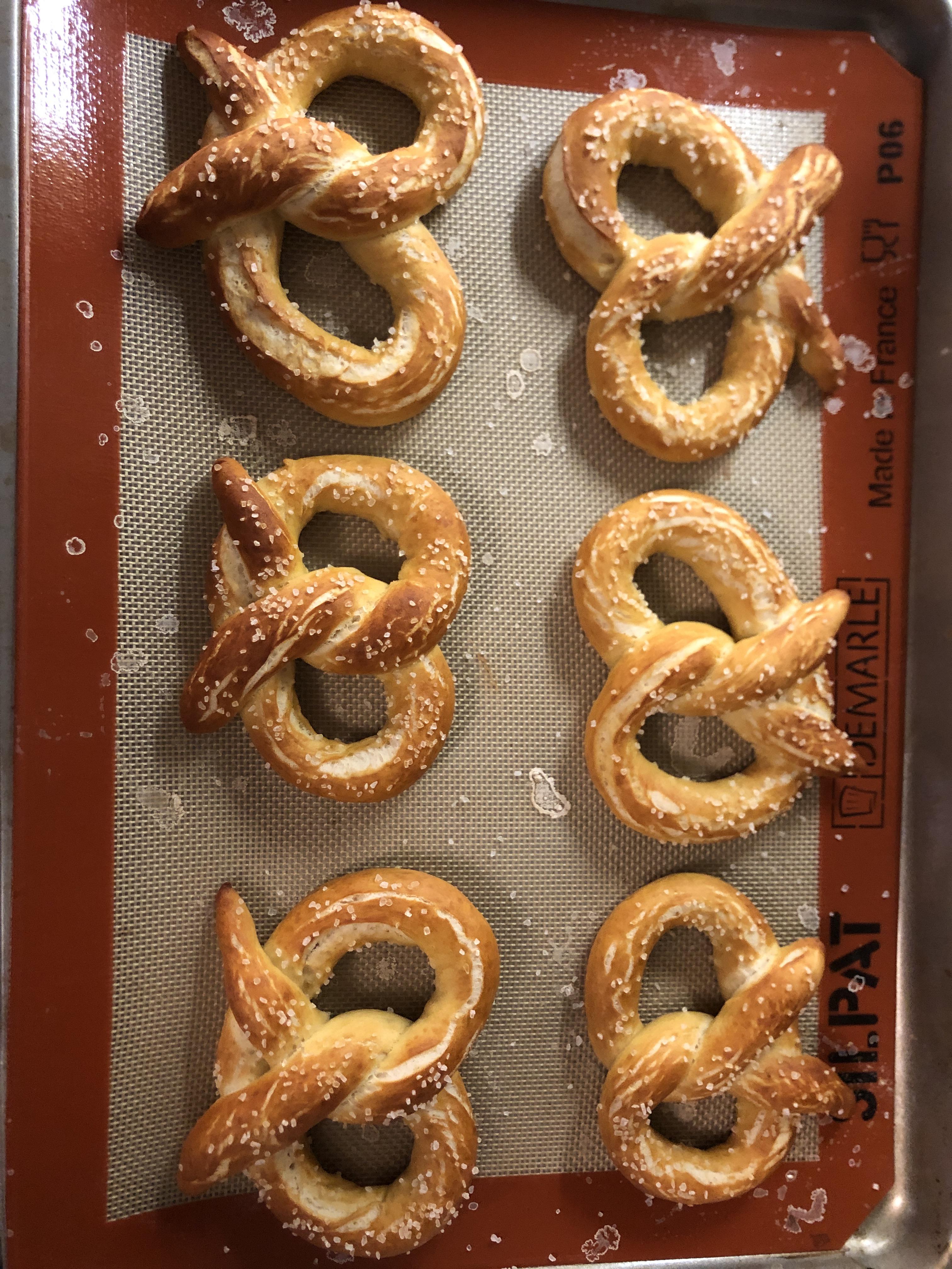 Sally’s Baking Addiction soft pretzels! r/Baking
