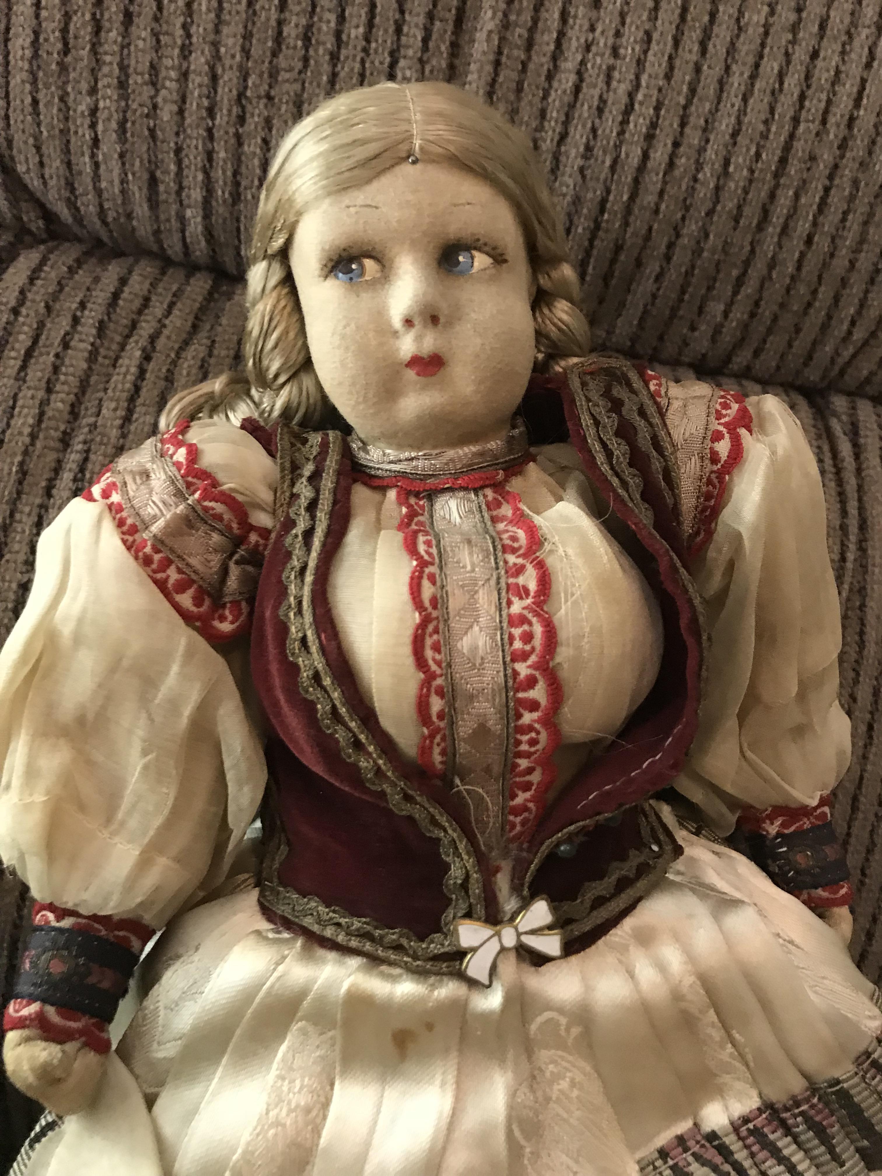 I love this doll I bought in an auction with a bunch of other porcelain