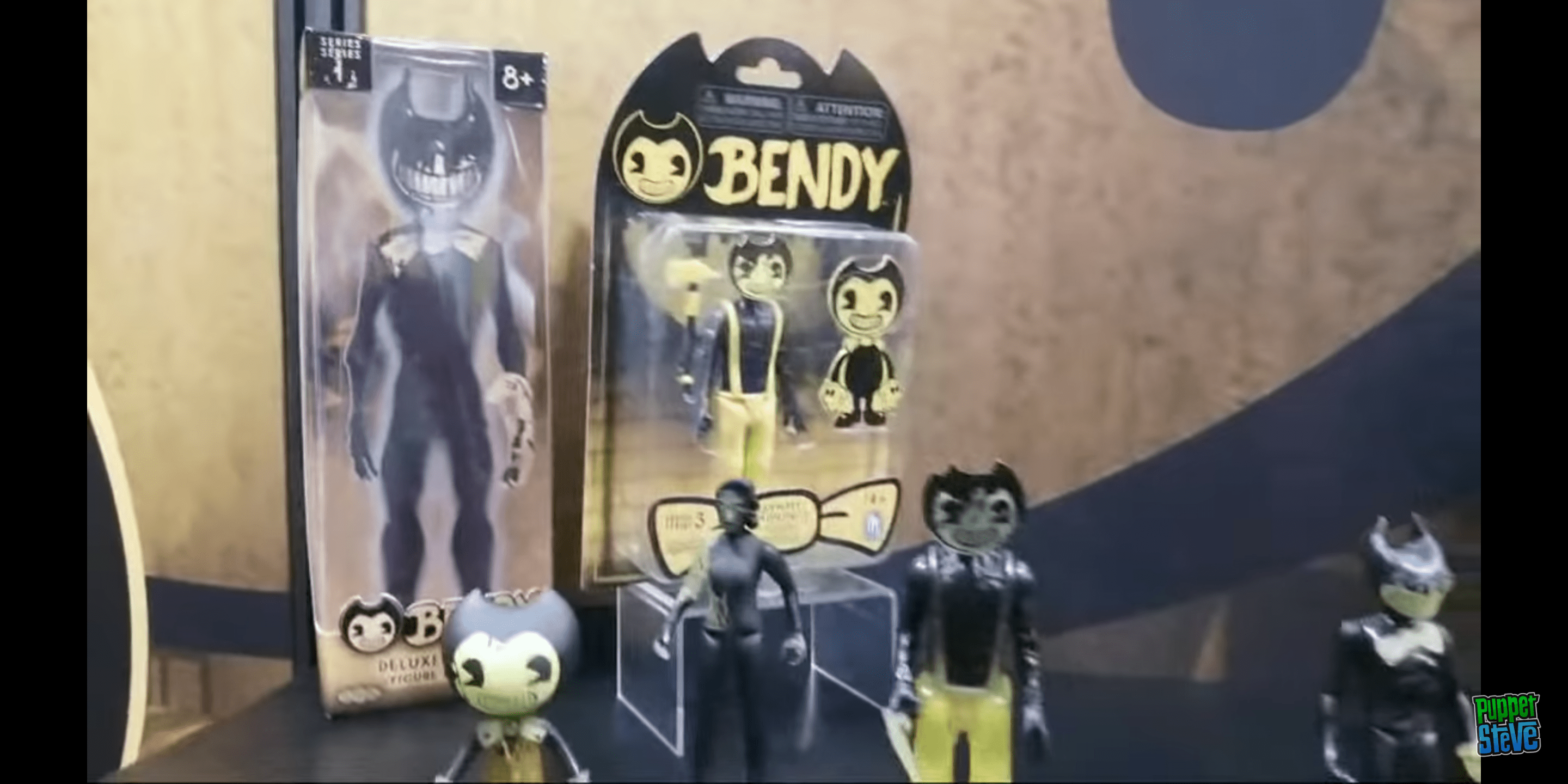 Apparently, there's going to be glow in the dark BATDR figures, and a