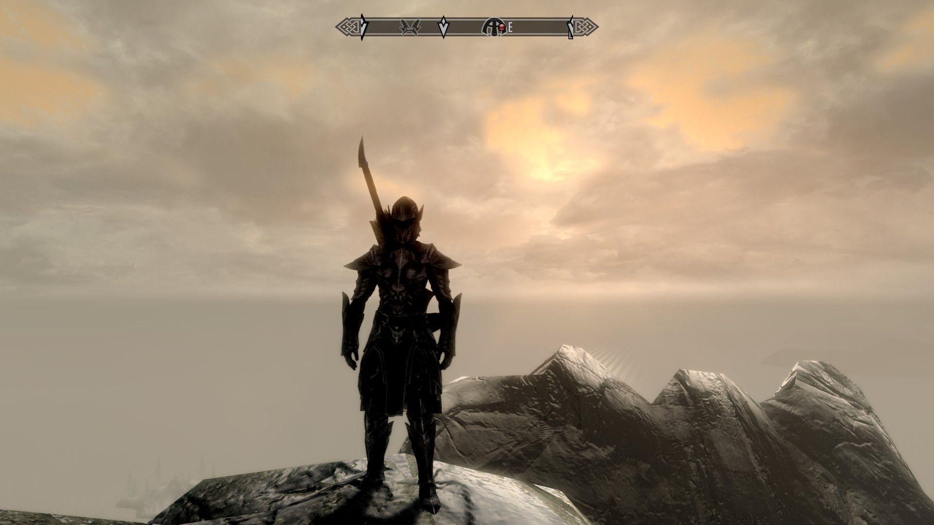 I'm finally in a full set of ebony armour! Ages to find the gauntlets. r/skyrim