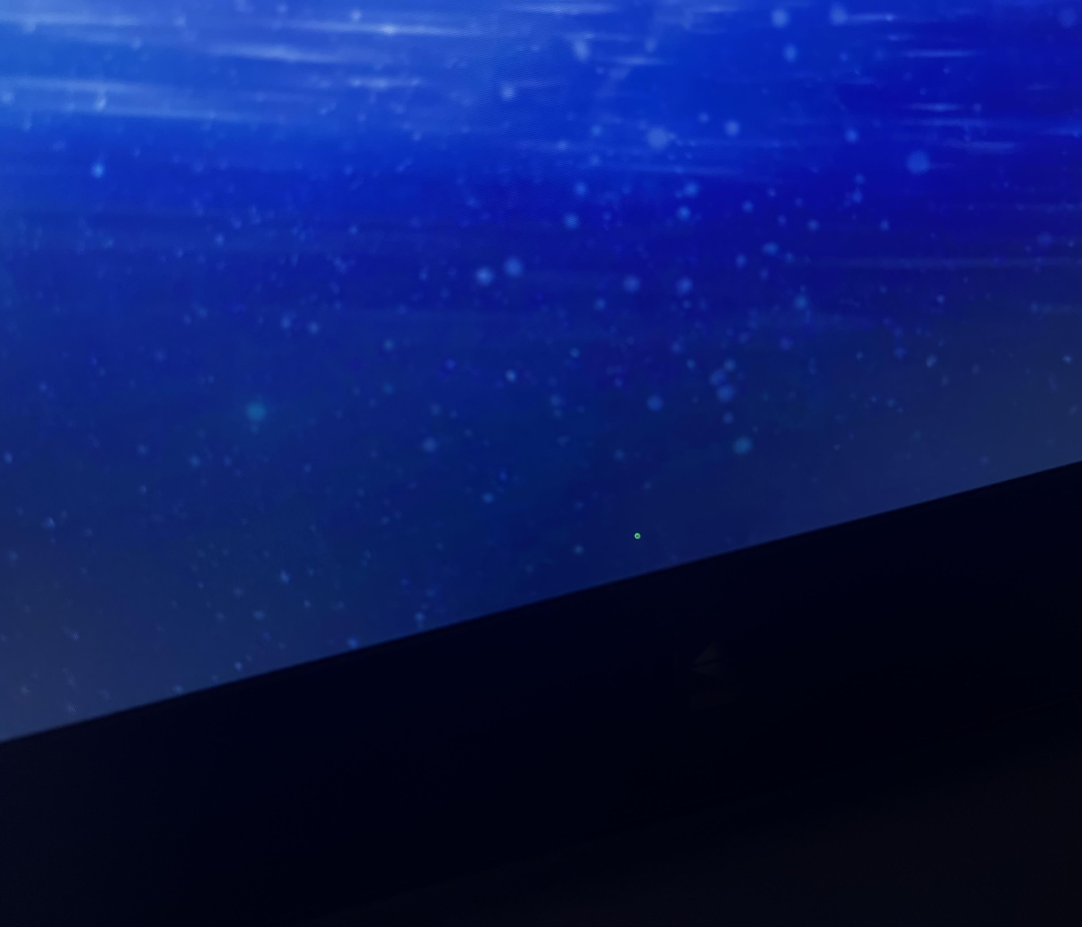 Green dot on msi laptop screen r/MSILaptops