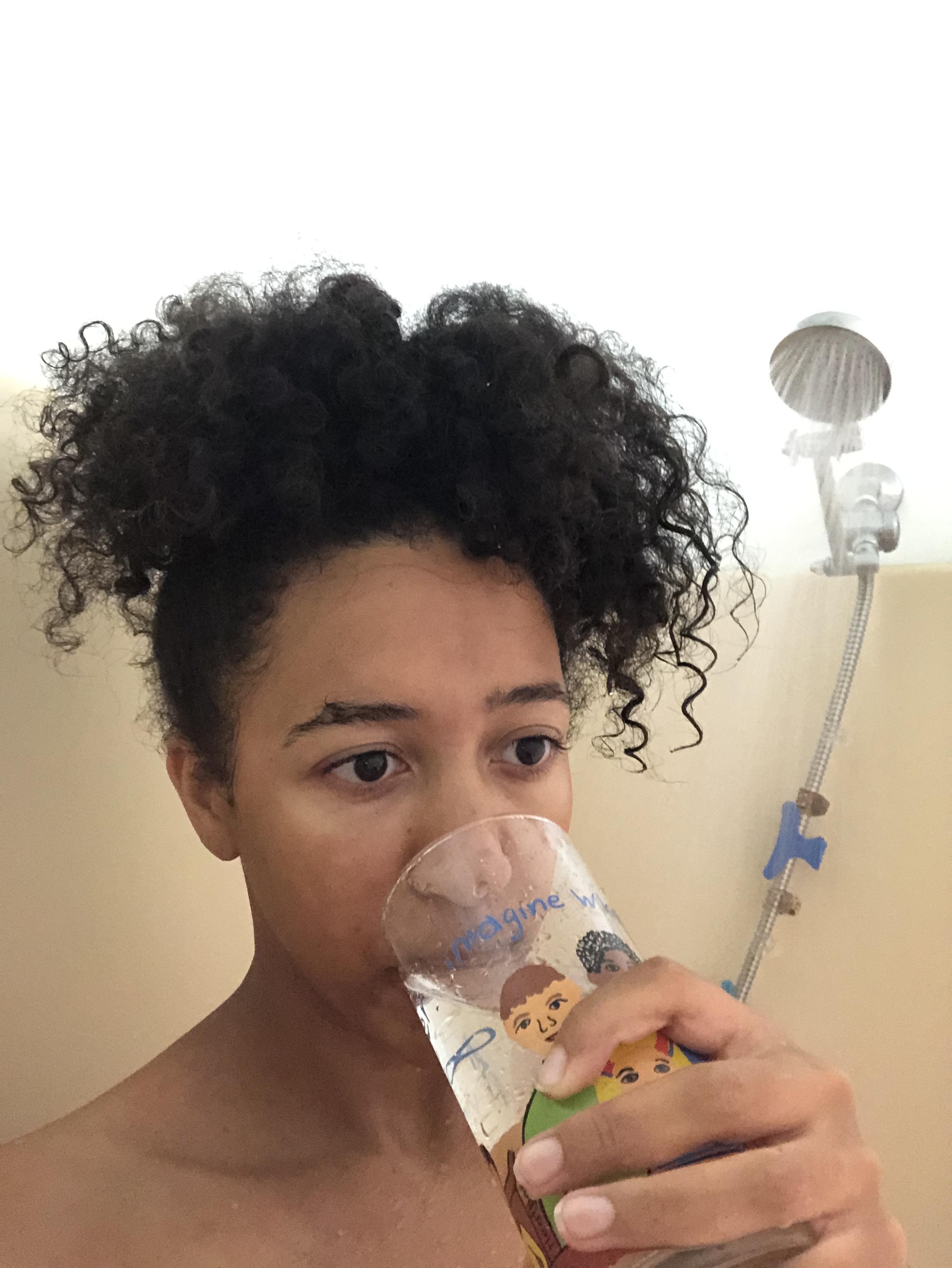 Screw a shower beer, all my homies drink a shower water r/HydroHomies