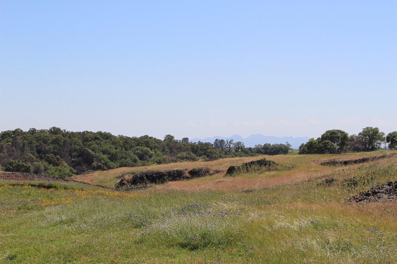 Table mountain Oroville, California [OC] (3456x2304) EarthPorn