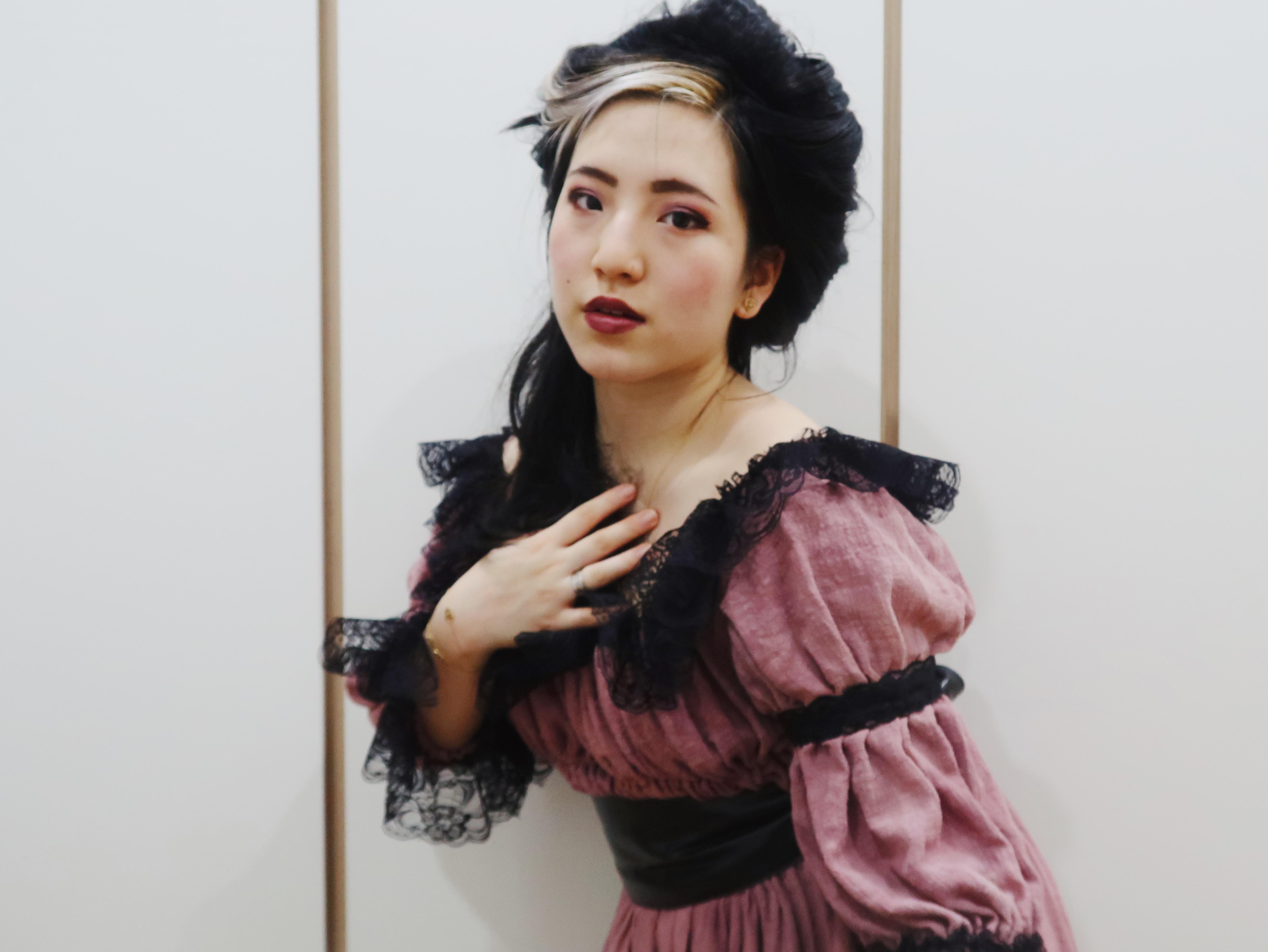 Gothy Chemise a la Reine r/HistoricalCostuming