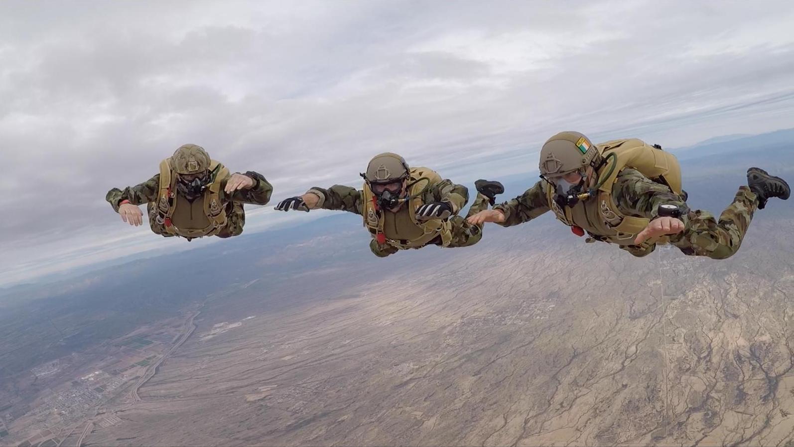 Irish army Rangers practicing some vanilla HALO jumps. (1594X897) r