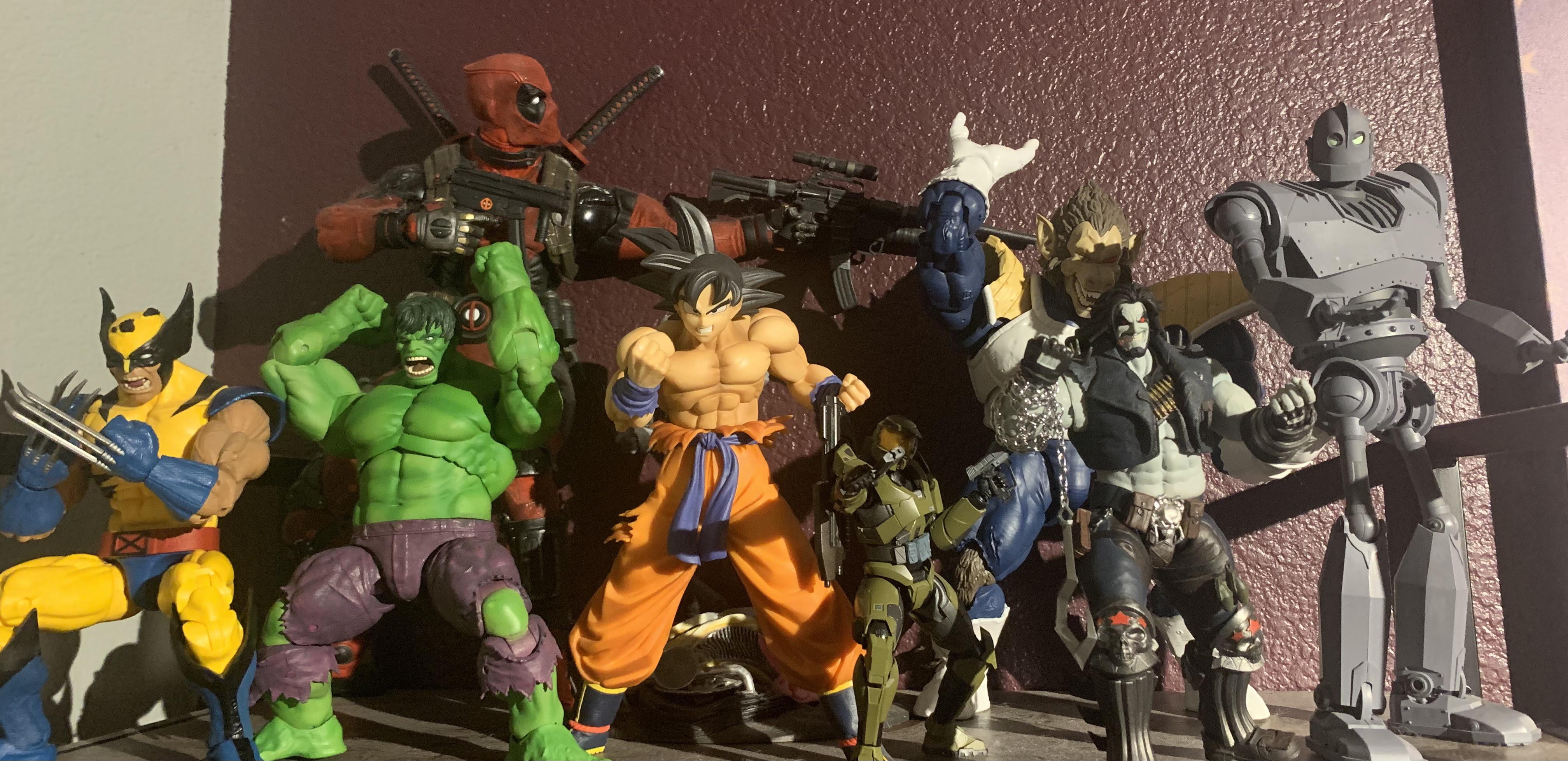 Damn, I need to dust more often r/ActionFigures