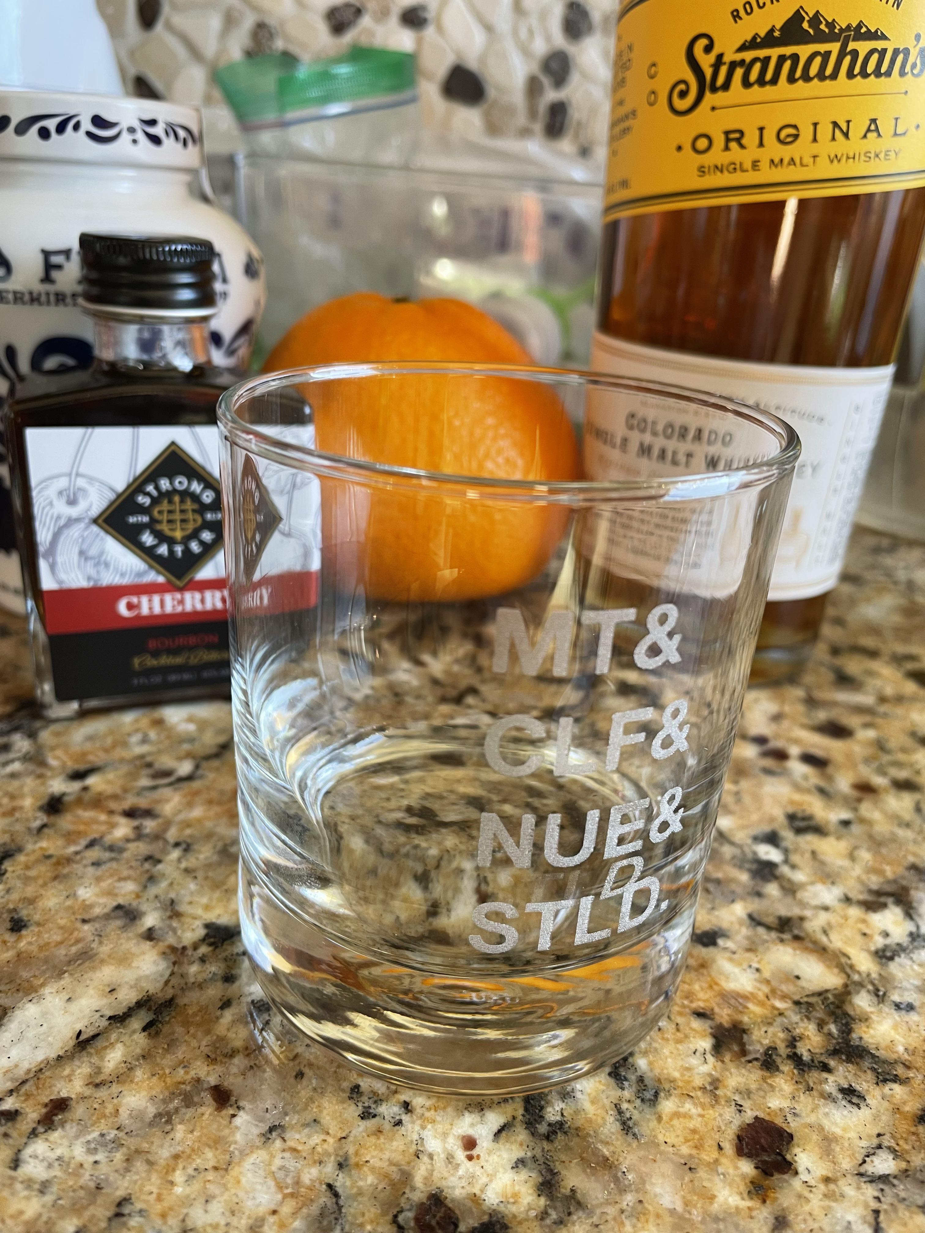 43 Hilarious Old Fashioned Cocktail Puns Punstoppable 🛑