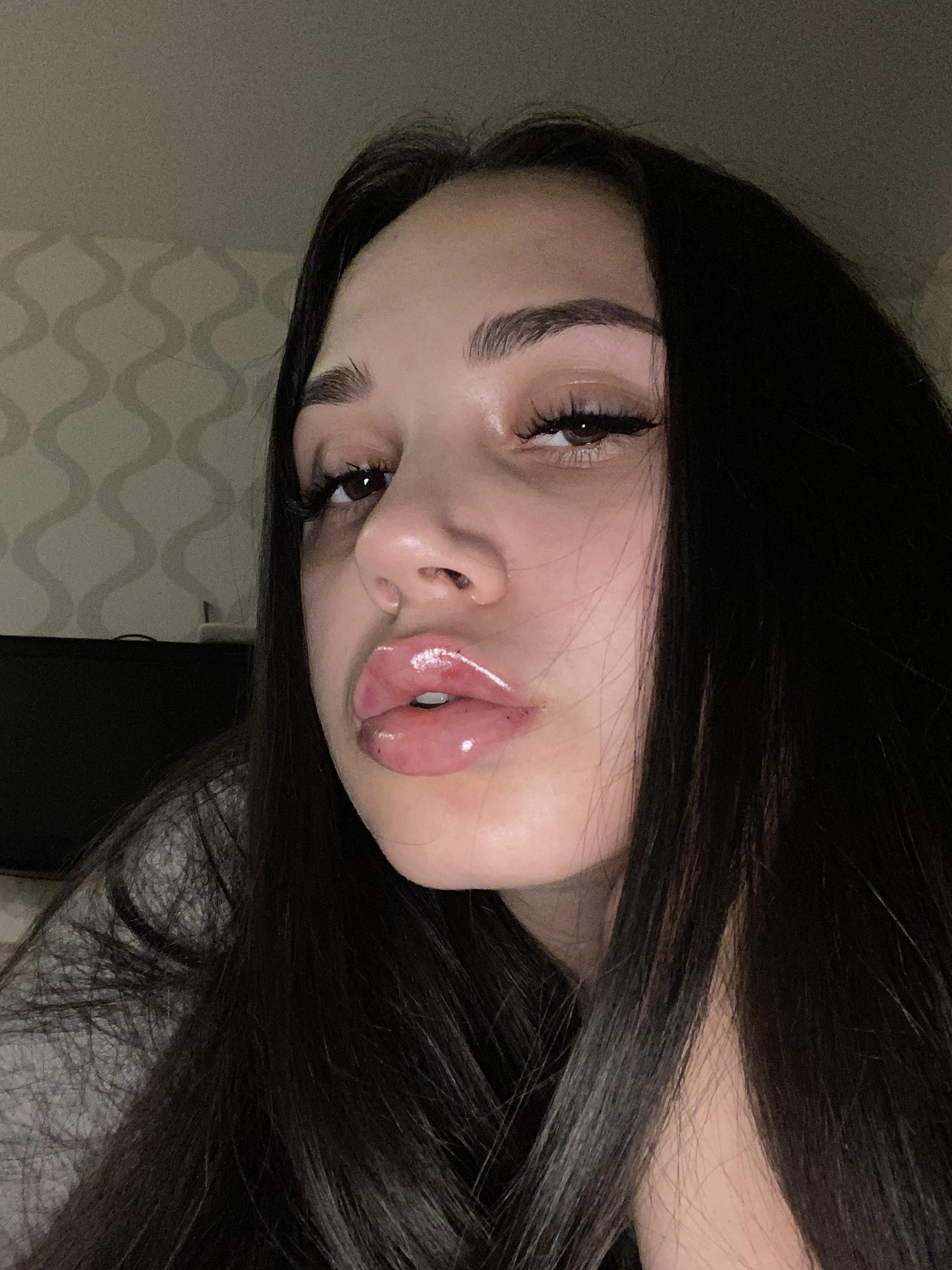 The face of a simple homely girl - Sexy