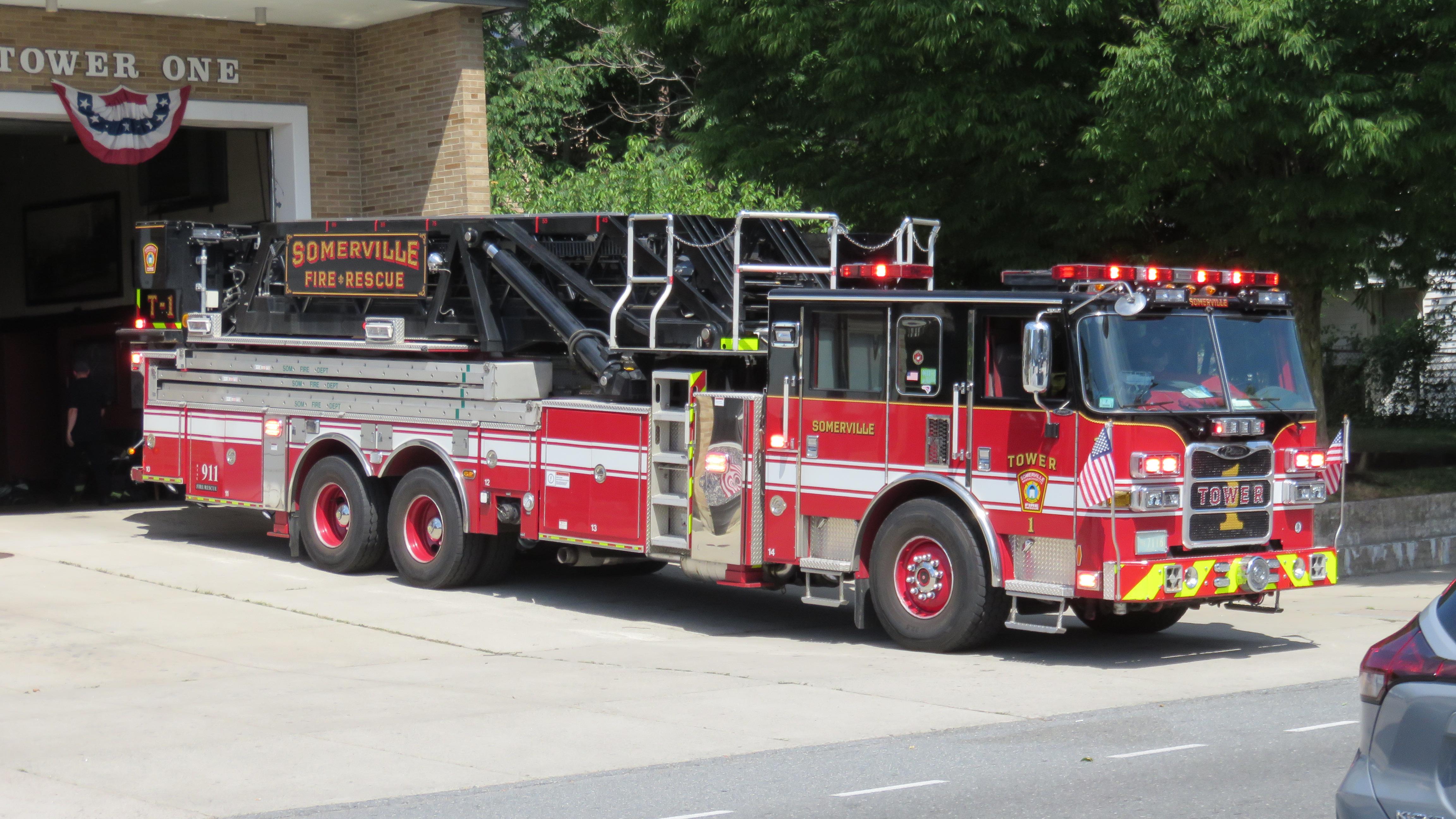 Somerville Fire Department Tower 1 (2013 Pierce Arrow XT 95' tower) r