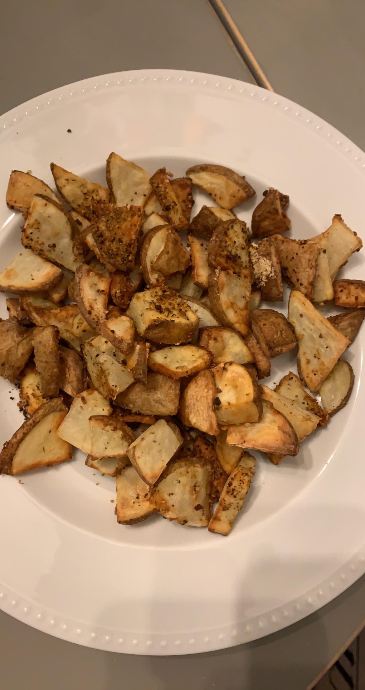 What 400 calories of air fried Russet potatoes looks like r/Volumeeating