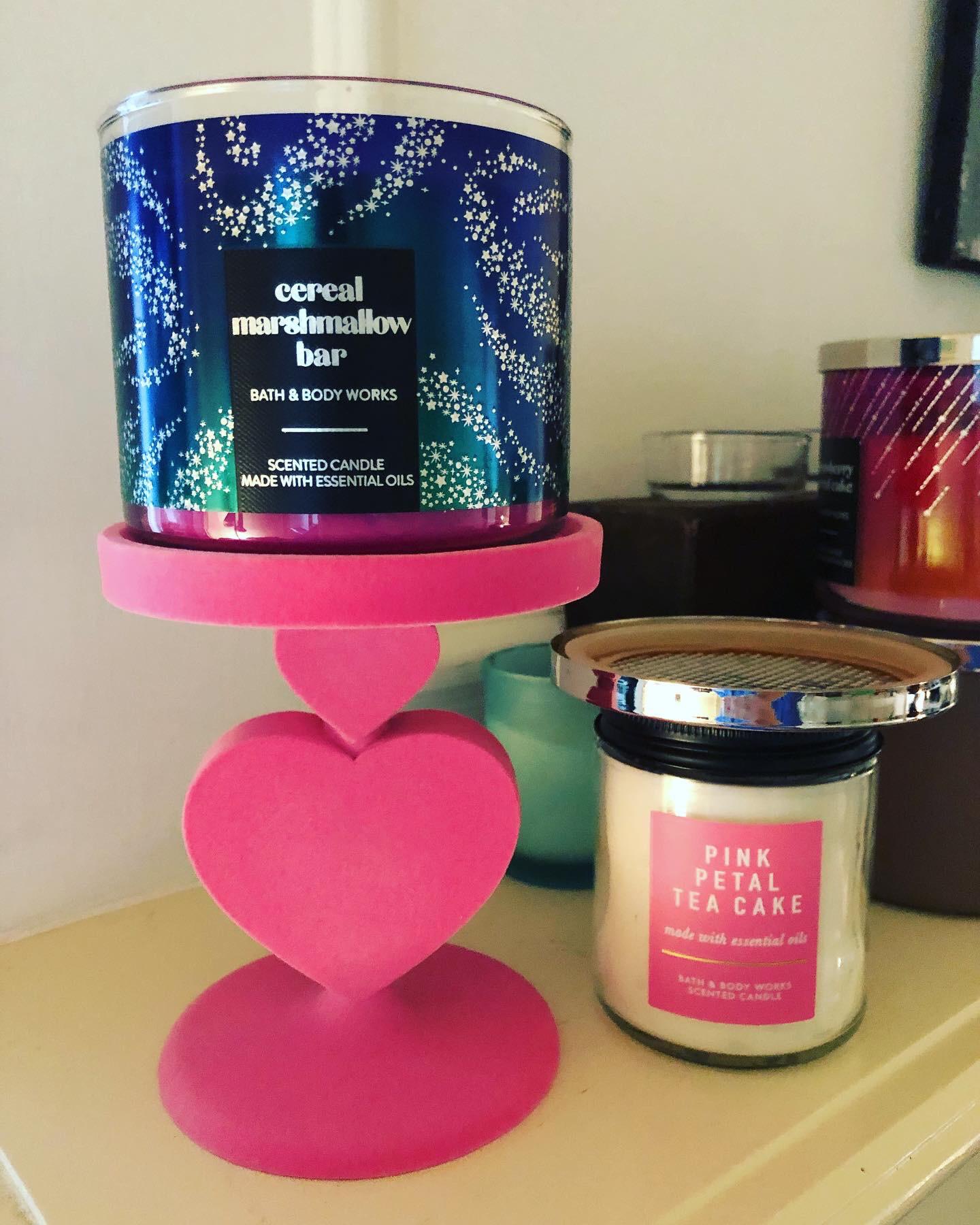 So glad I got this one!! And that fuzzy 💗 pedestal too. Anyone else