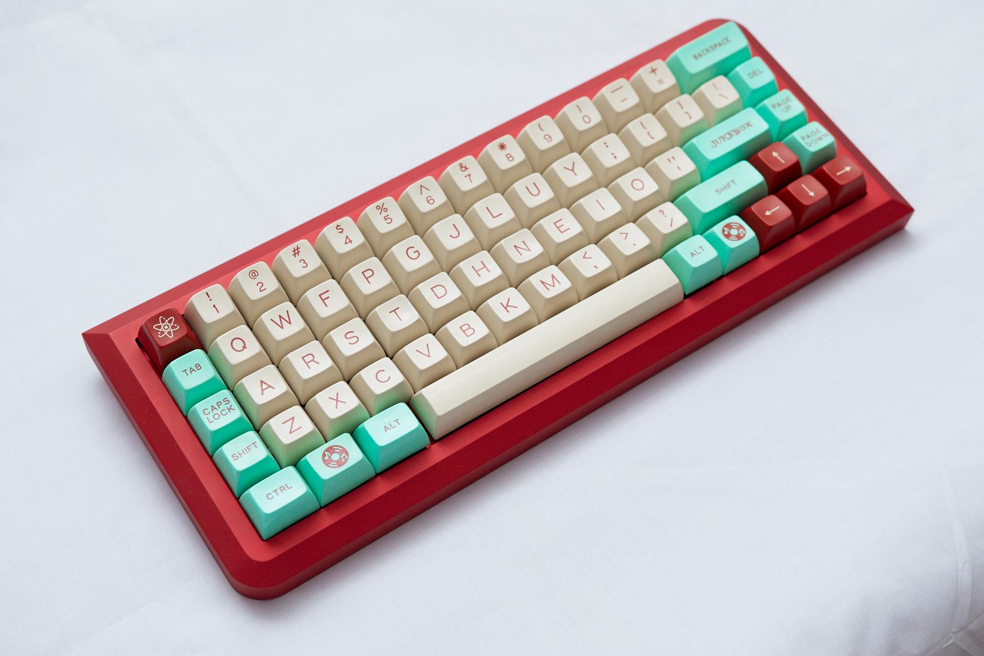 [buying] ACEXT60 （EYE）Custom Keyboard Group Buy On Geekhack r