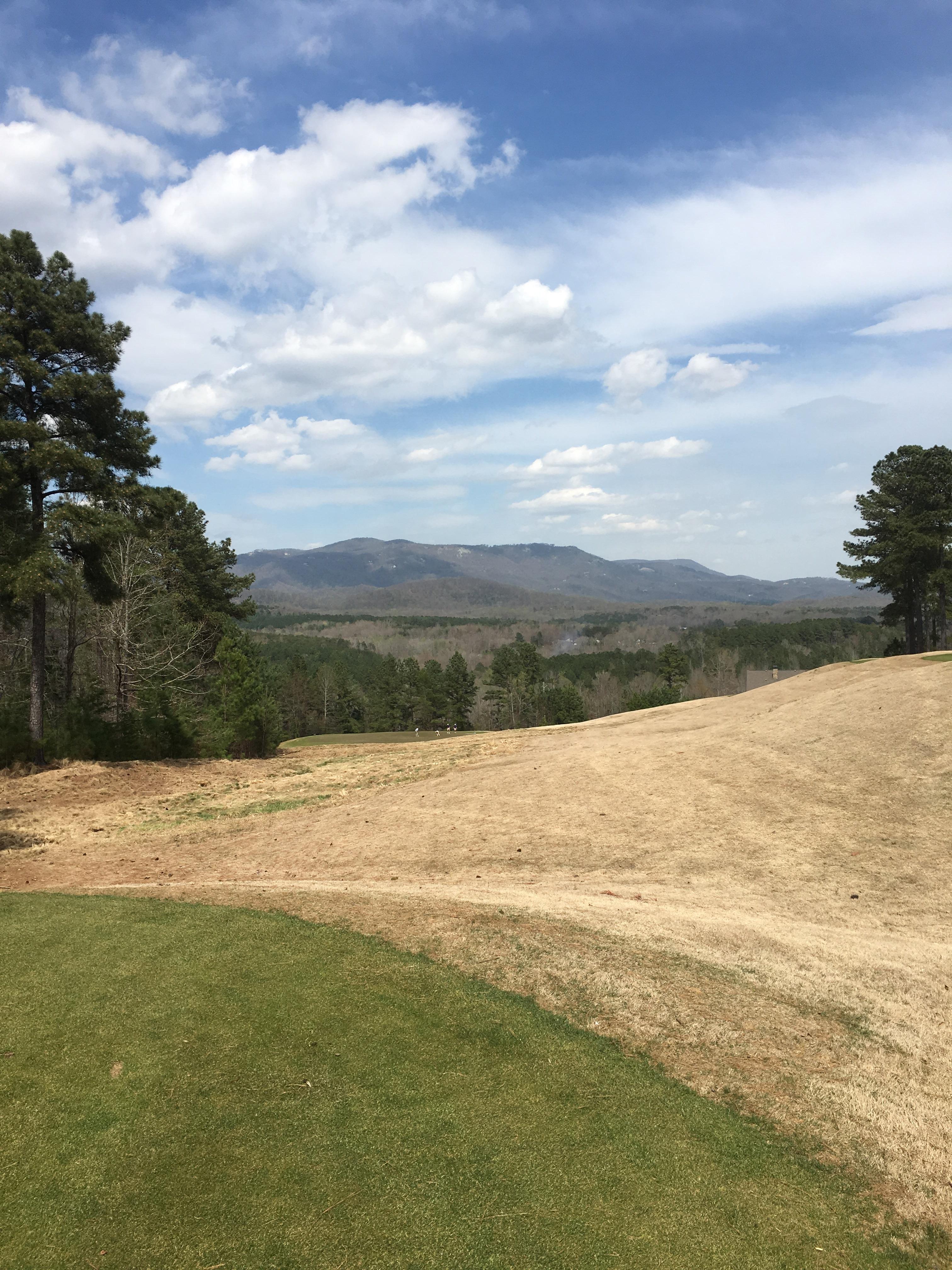Cherokee Valley downhill par 3 r/golf