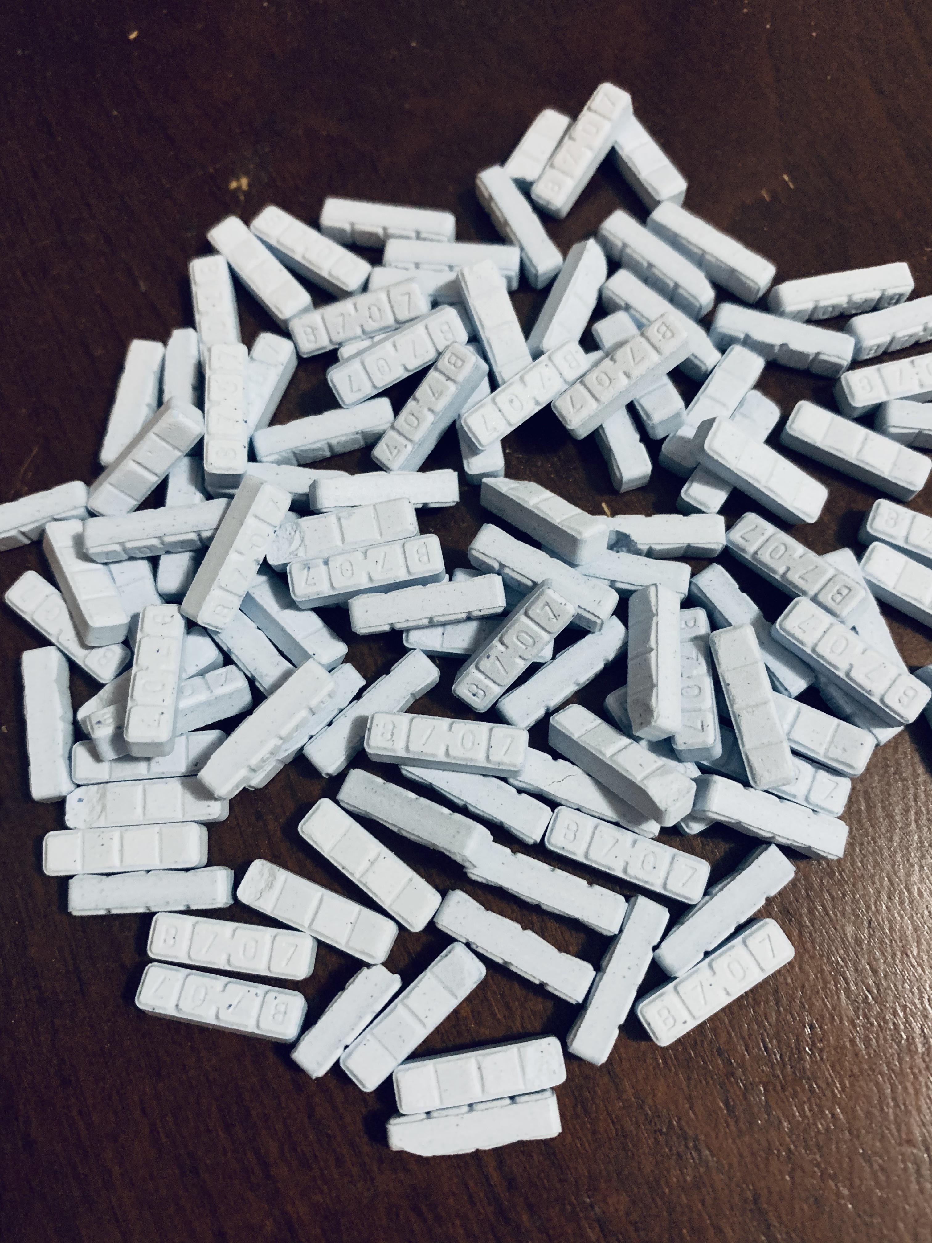 I 💙 Xanny Bars 💊 r/drugsarebeautiful