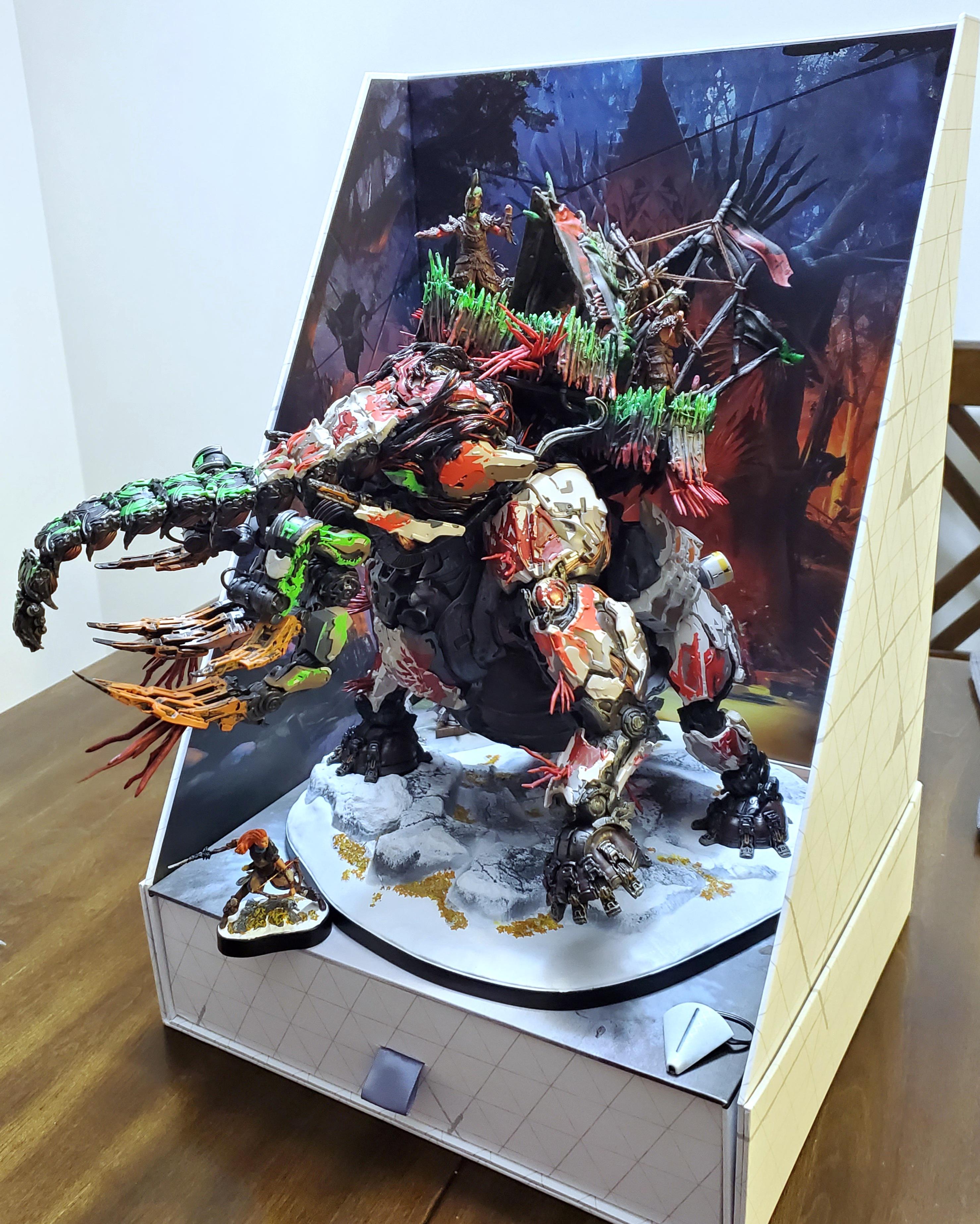 A close up of the Regalla tremortusk statue from Forbidden West! It's