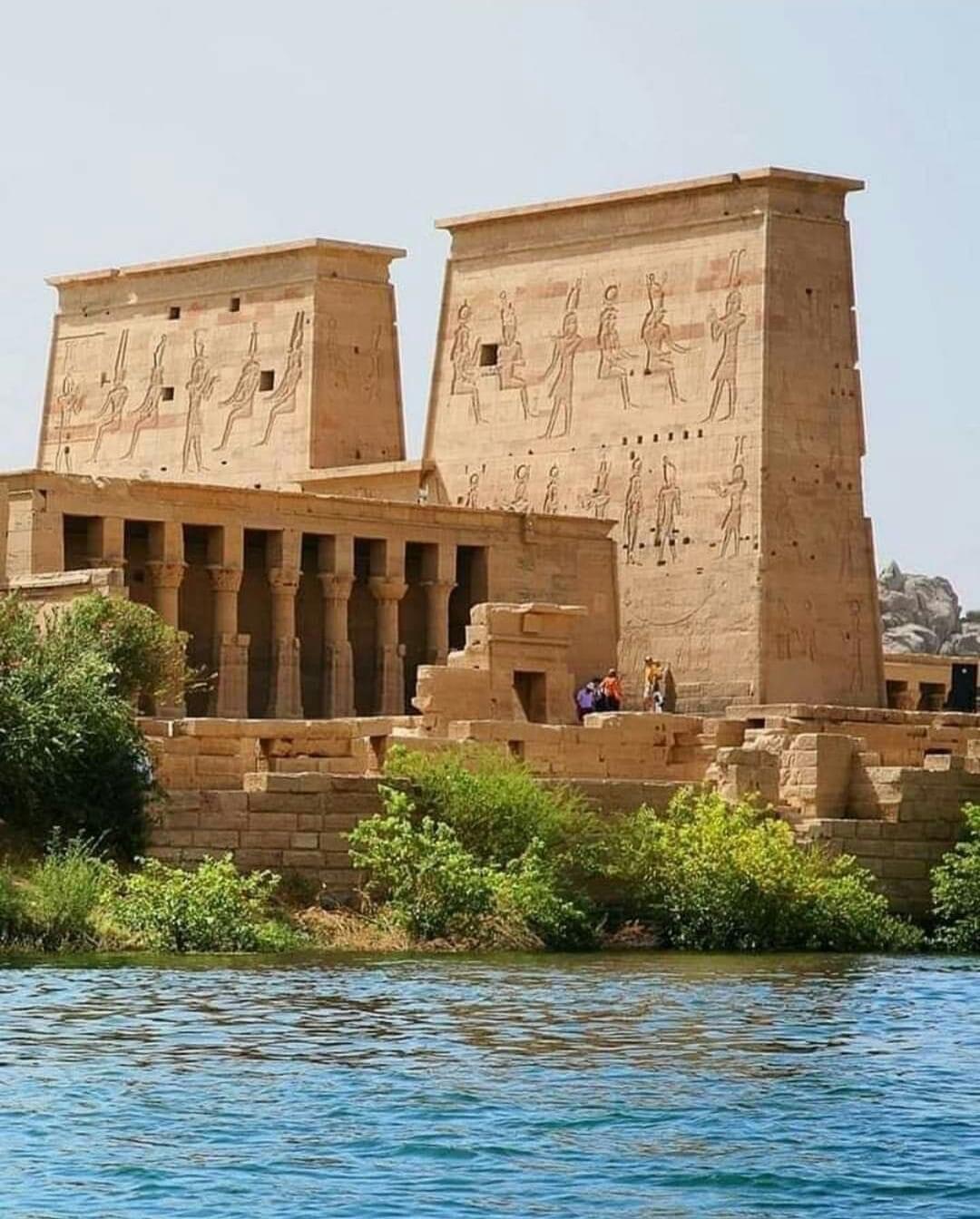 Temple of Isis in Philae Island, Aswan, EGYPT. r/ArchitecturePorn