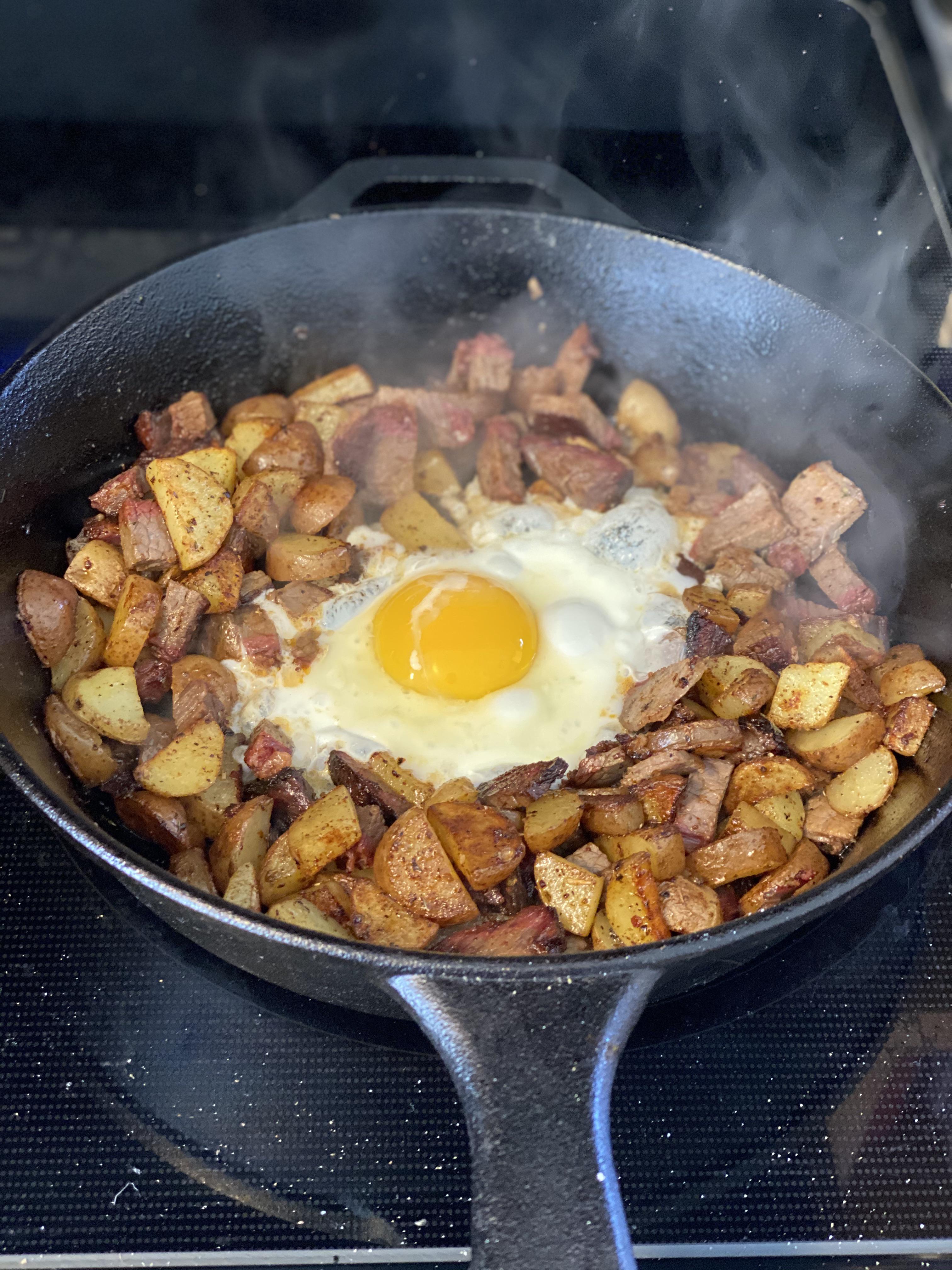 Leftover smoked brisket somehow always a brisket hash r/castiron
